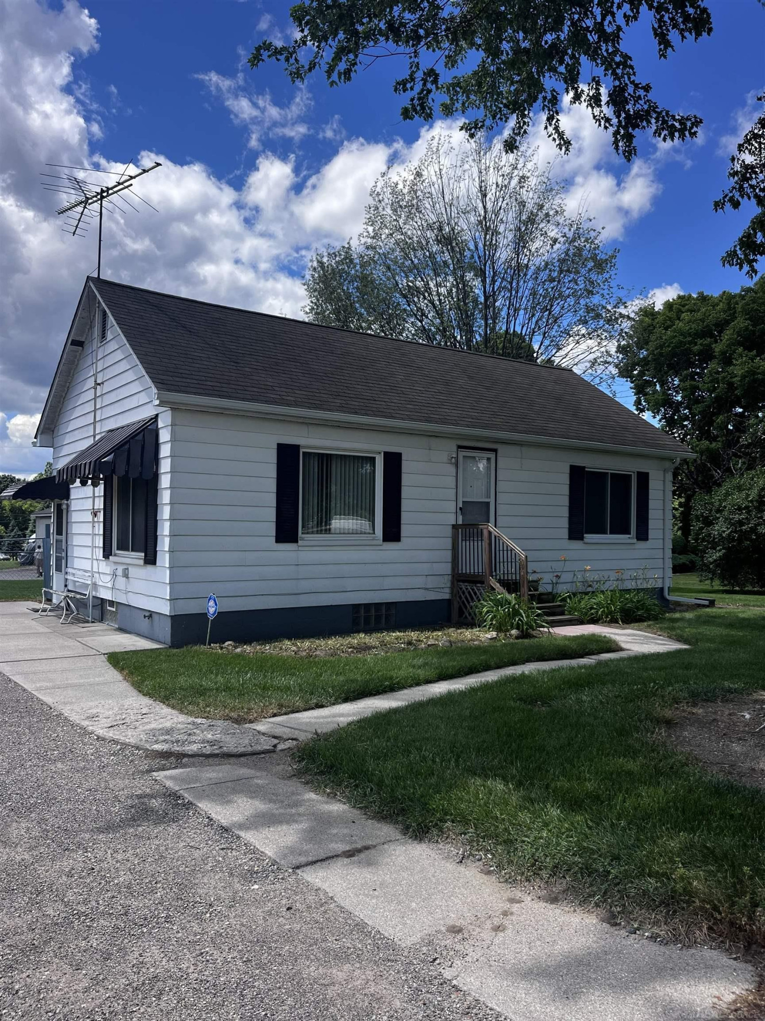 45599 North Avenue, Macomb, MI 48042 — Photo 2