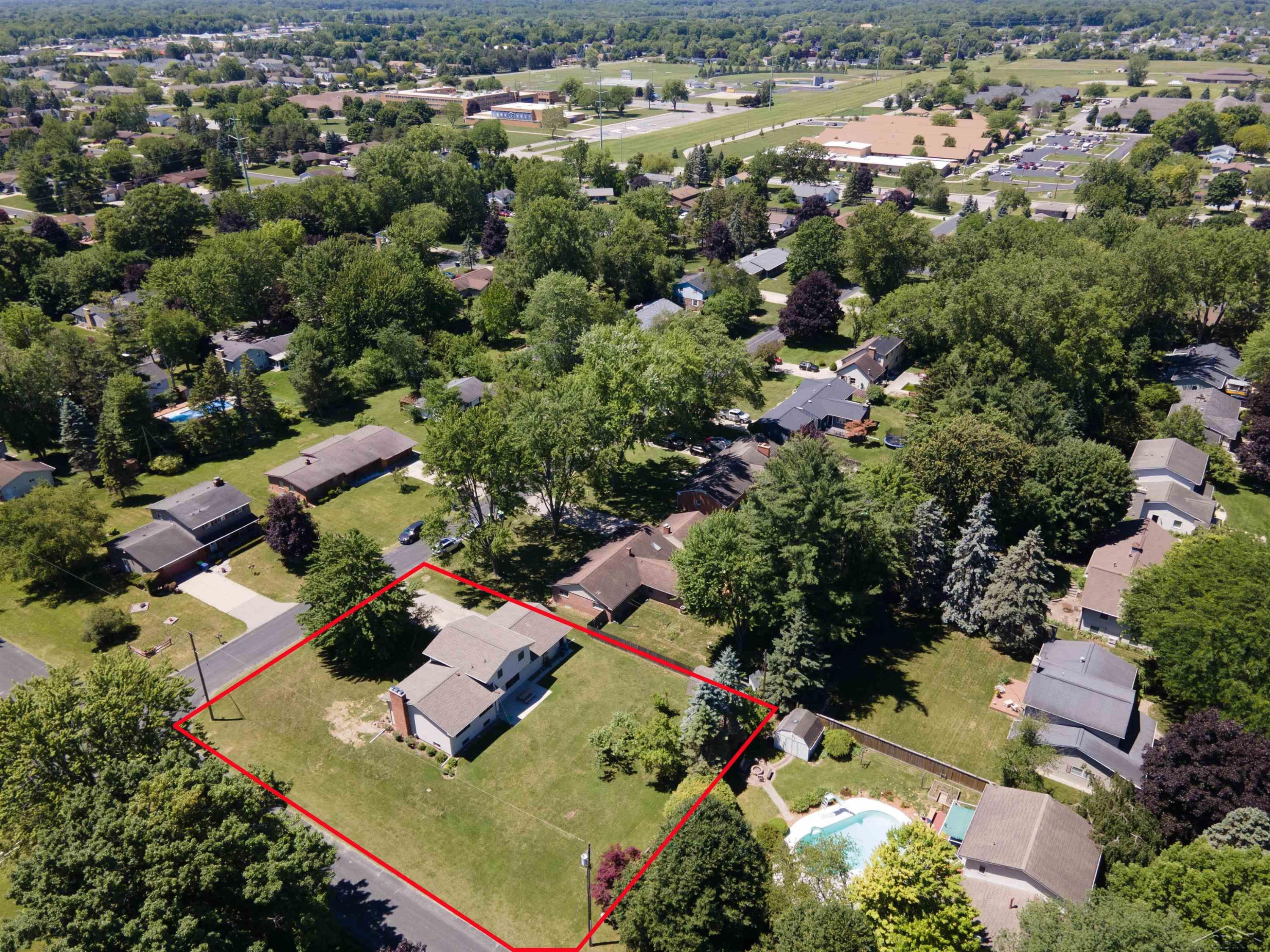 5542 Barberry Lane, Saginaw, MI 48603 — Photo 9