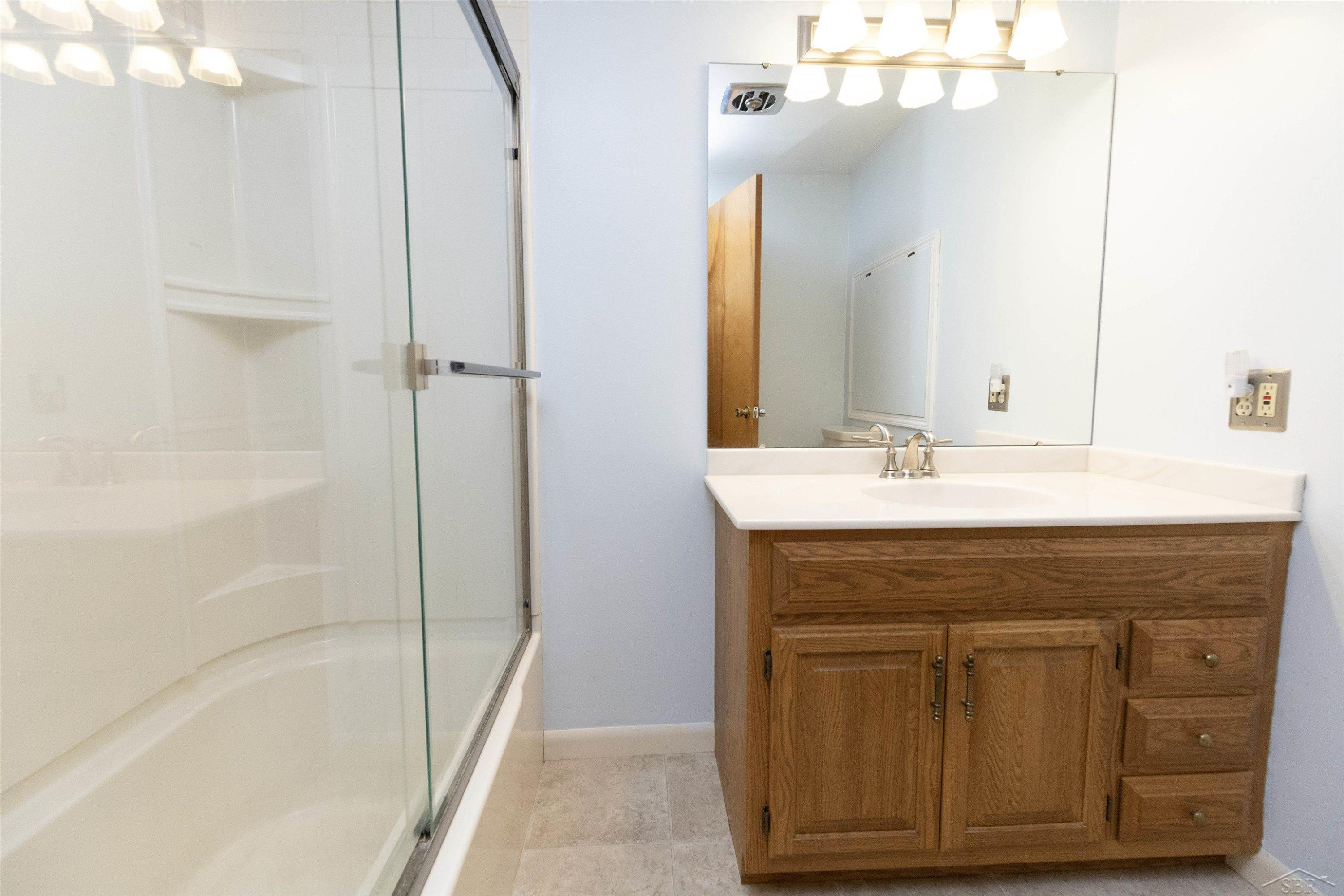 5542 Barberry Lane, Saginaw, MI 48603 — Photo 34