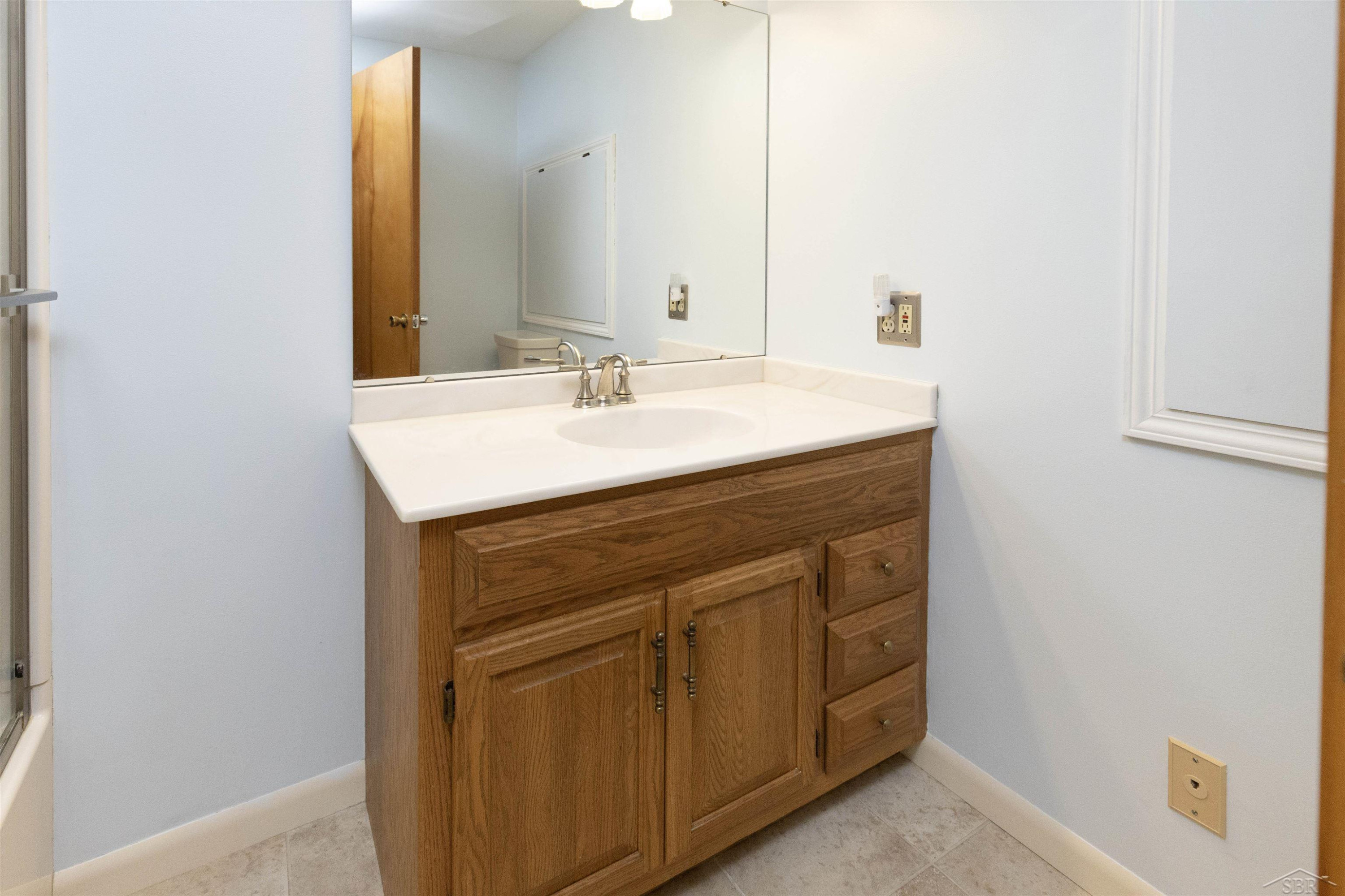 5542 Barberry Lane, Saginaw, MI 48603 — Photo 36