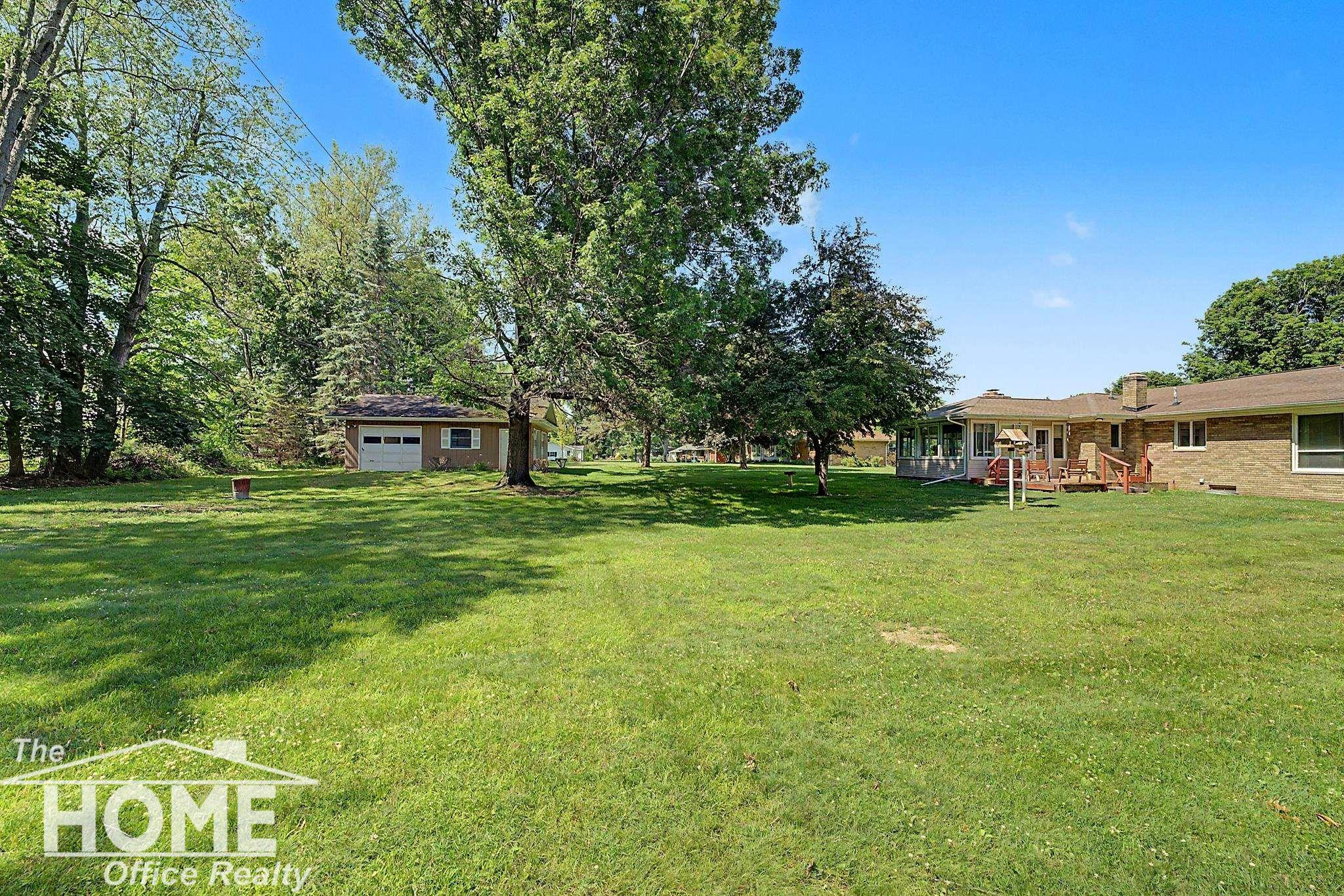 7868 Woodbury Road, Laingsburg, MI 48848 — Photo 2