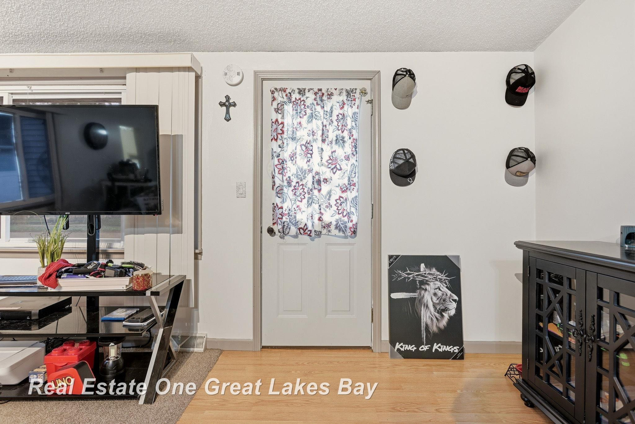 335 N Silver Street, Bad Axe, MI 48413 — Photo 7