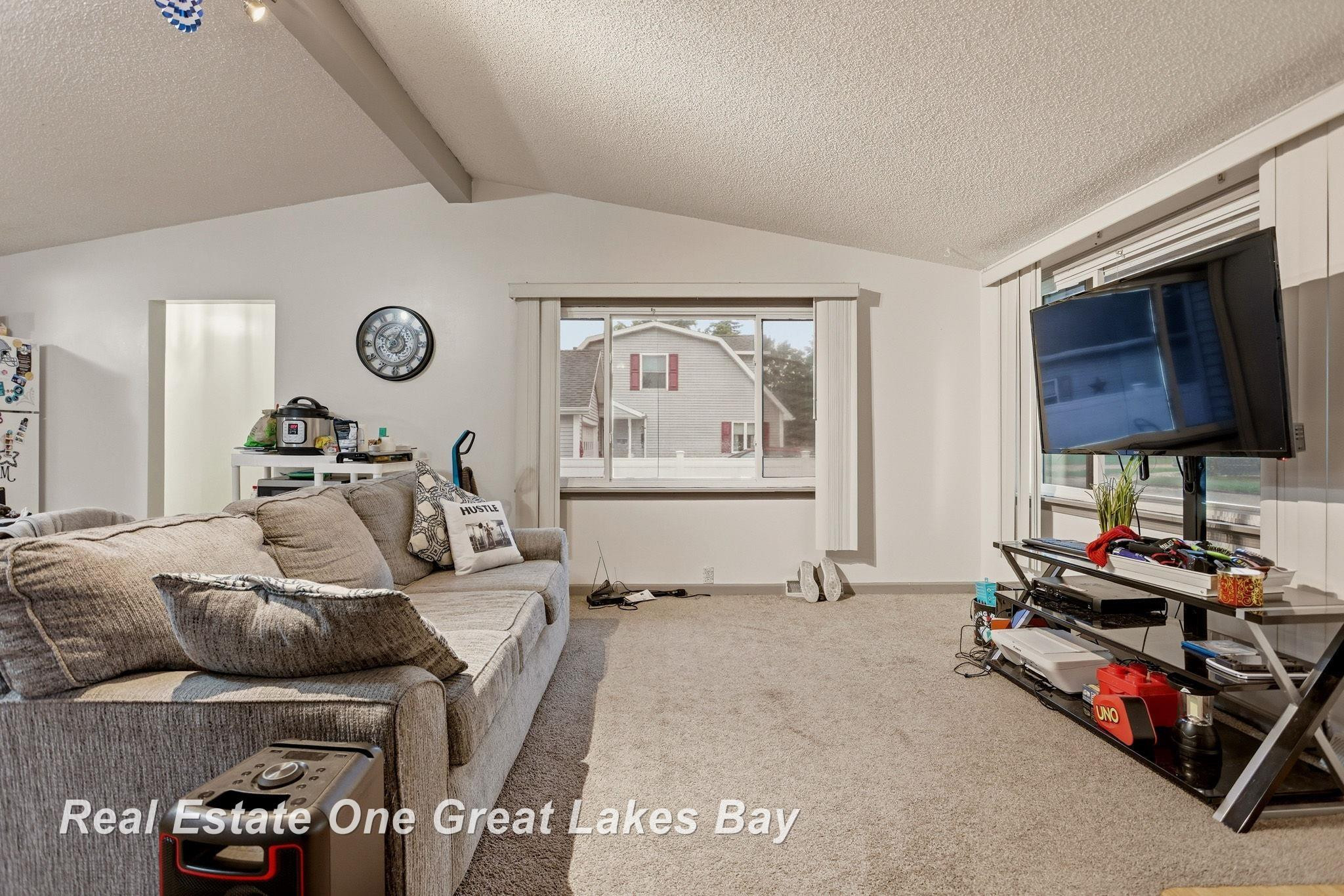 335 N Silver Street, Bad Axe, MI 48413 — Photo 9