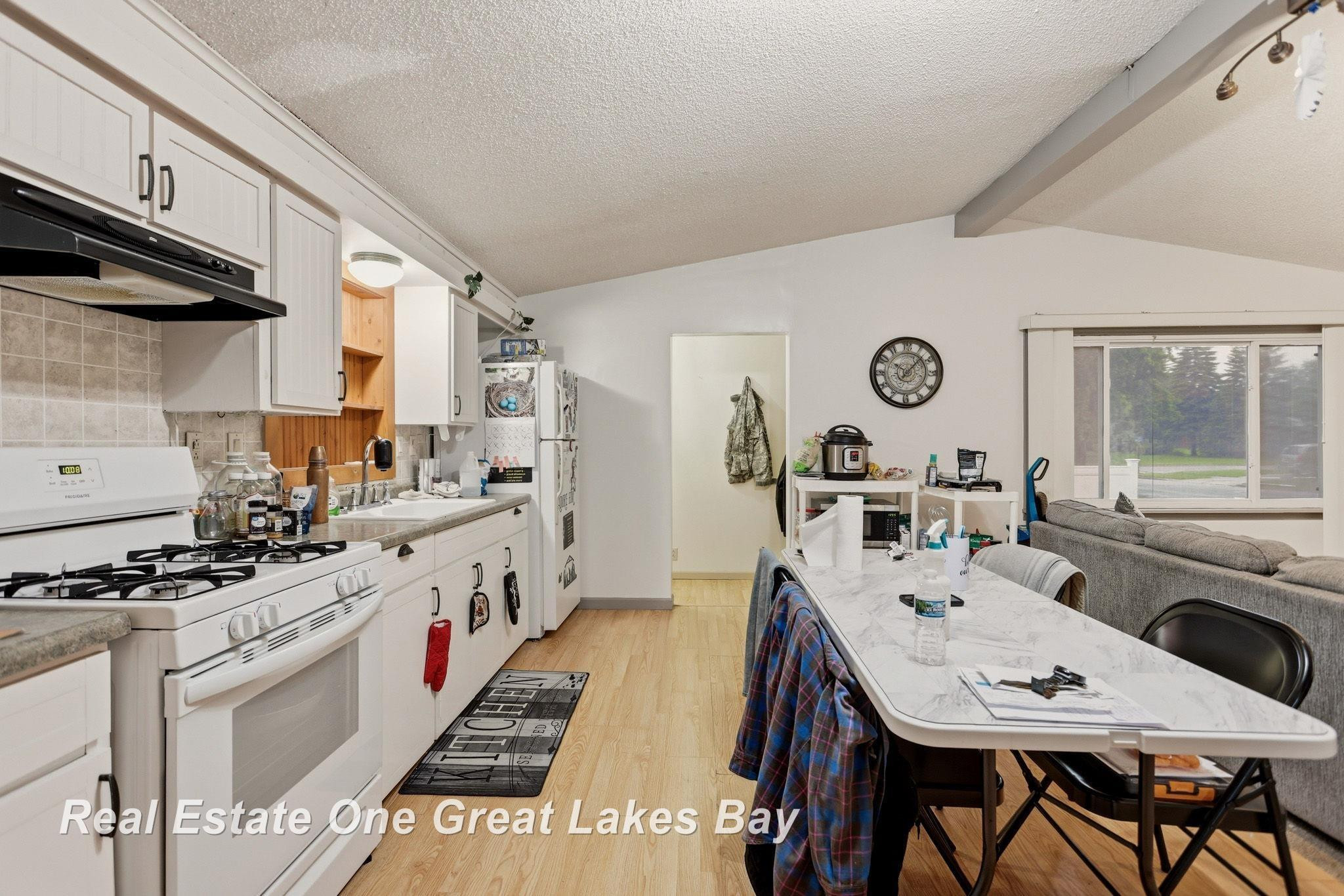 335 N Silver Street, Bad Axe, MI 48413 — Photo 13