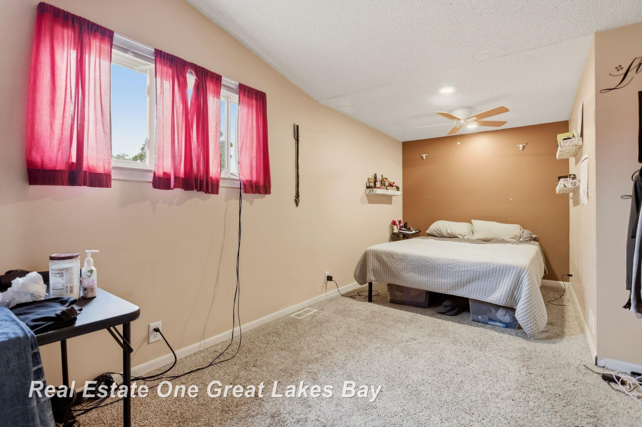 335 N Silver Street, Bad Axe, MI 48413 — Photo 18