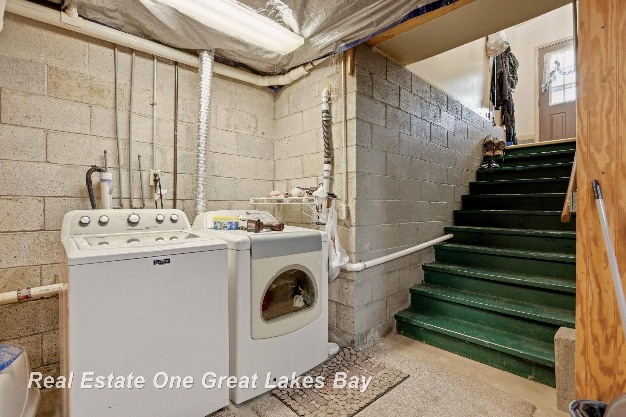 335 N Silver Street, Bad Axe, MI 48413 — Photo 23