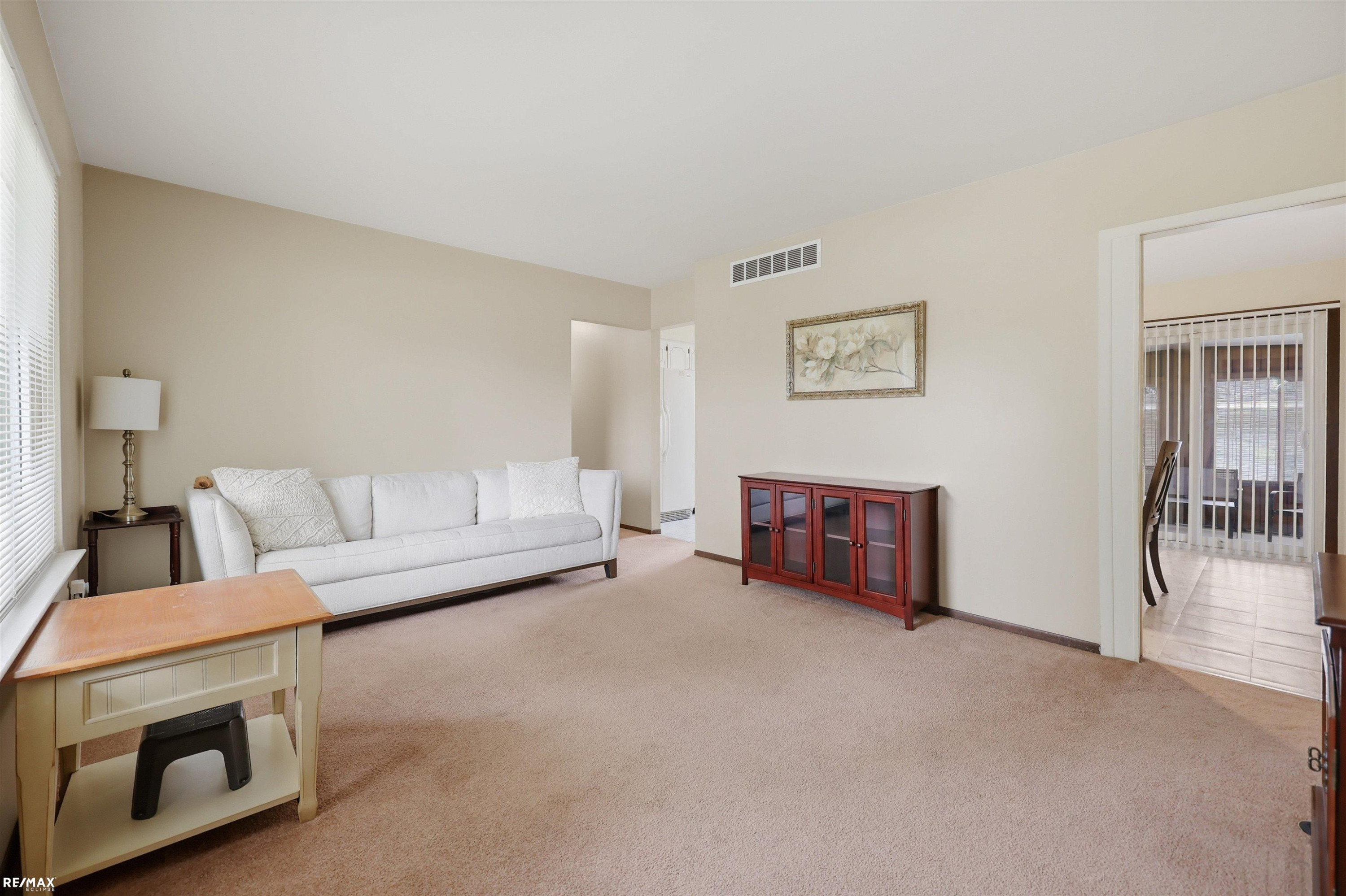 42654 Rutgers Drive, Sterling Heights, MI 48313 — Photo 8
