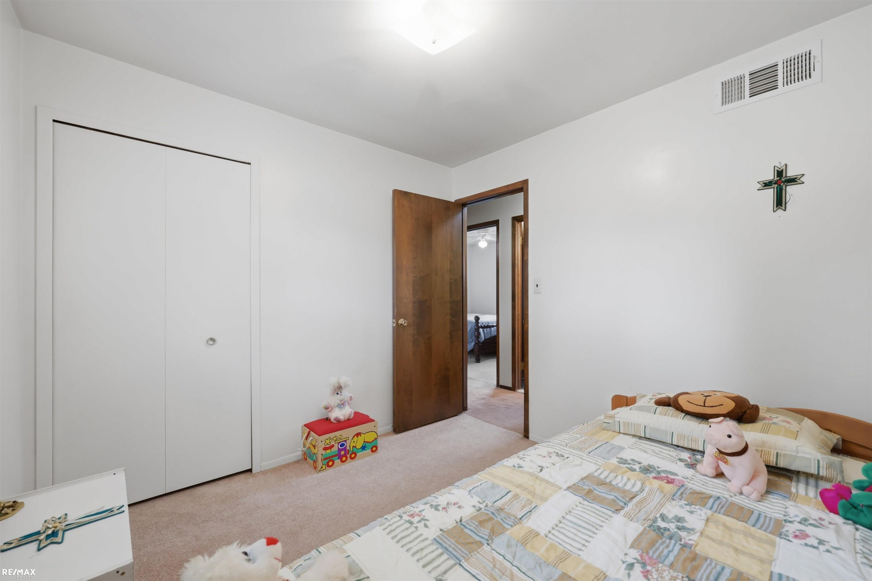 42654 Rutgers Drive, Sterling Heights, MI 48313 — Photo 16