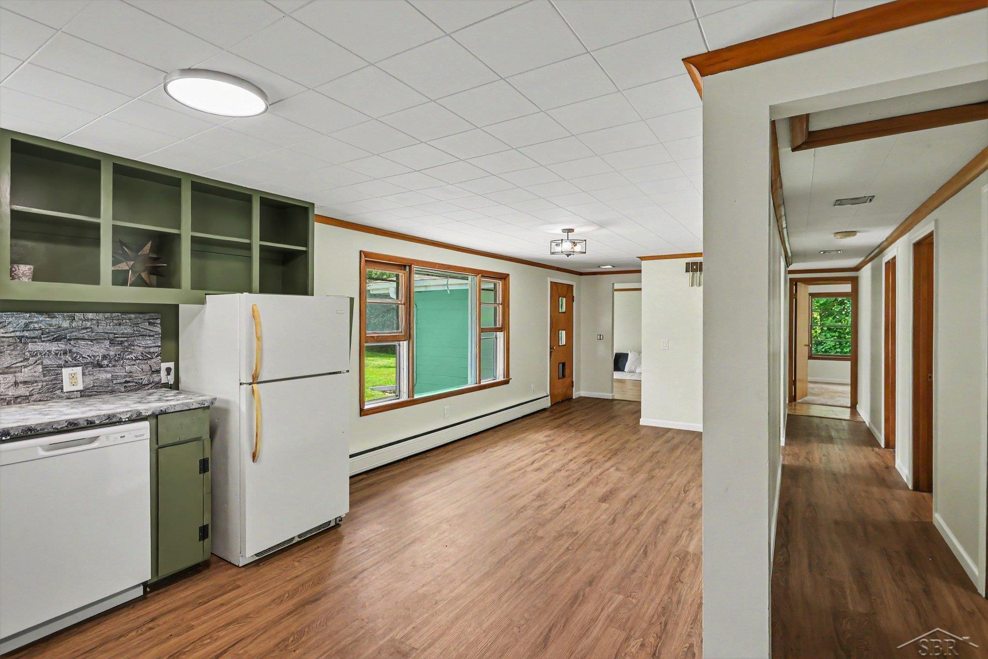 748 W Irish Street, Sanford, MI 48657 — Photo 3
