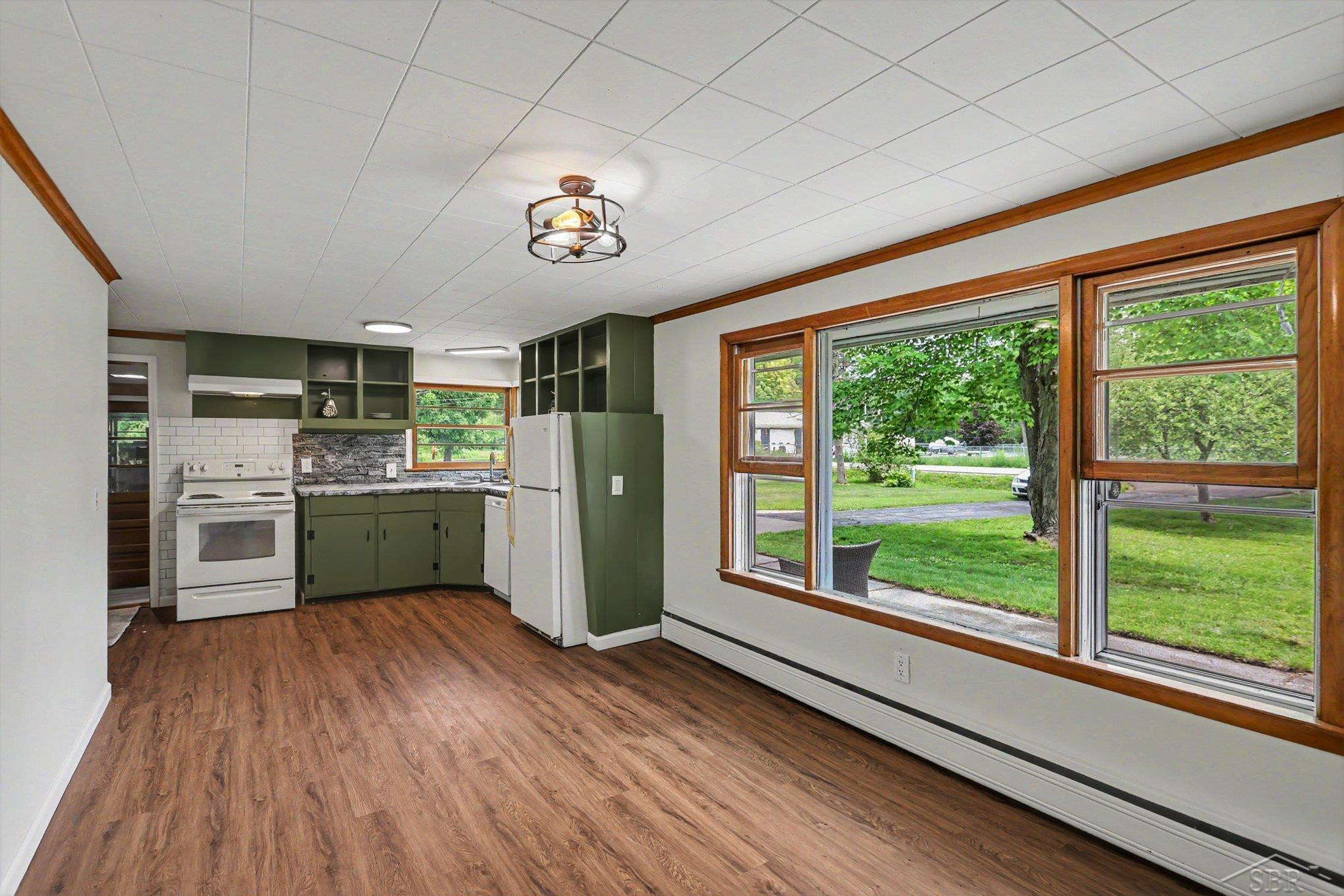748 W Irish Street, Sanford, MI 48657 — Photo 5