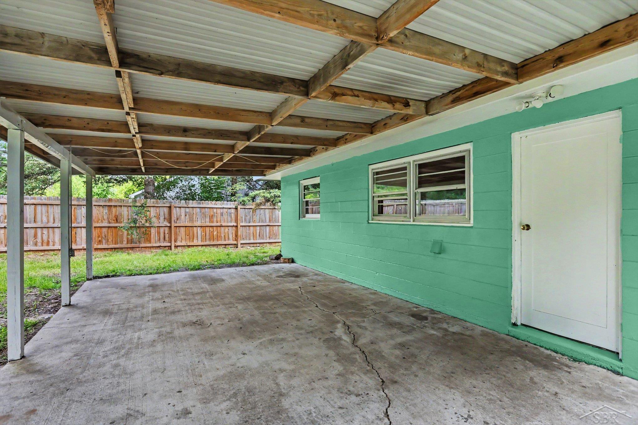748 W Irish Street, Sanford, MI 48657 — Photo 20