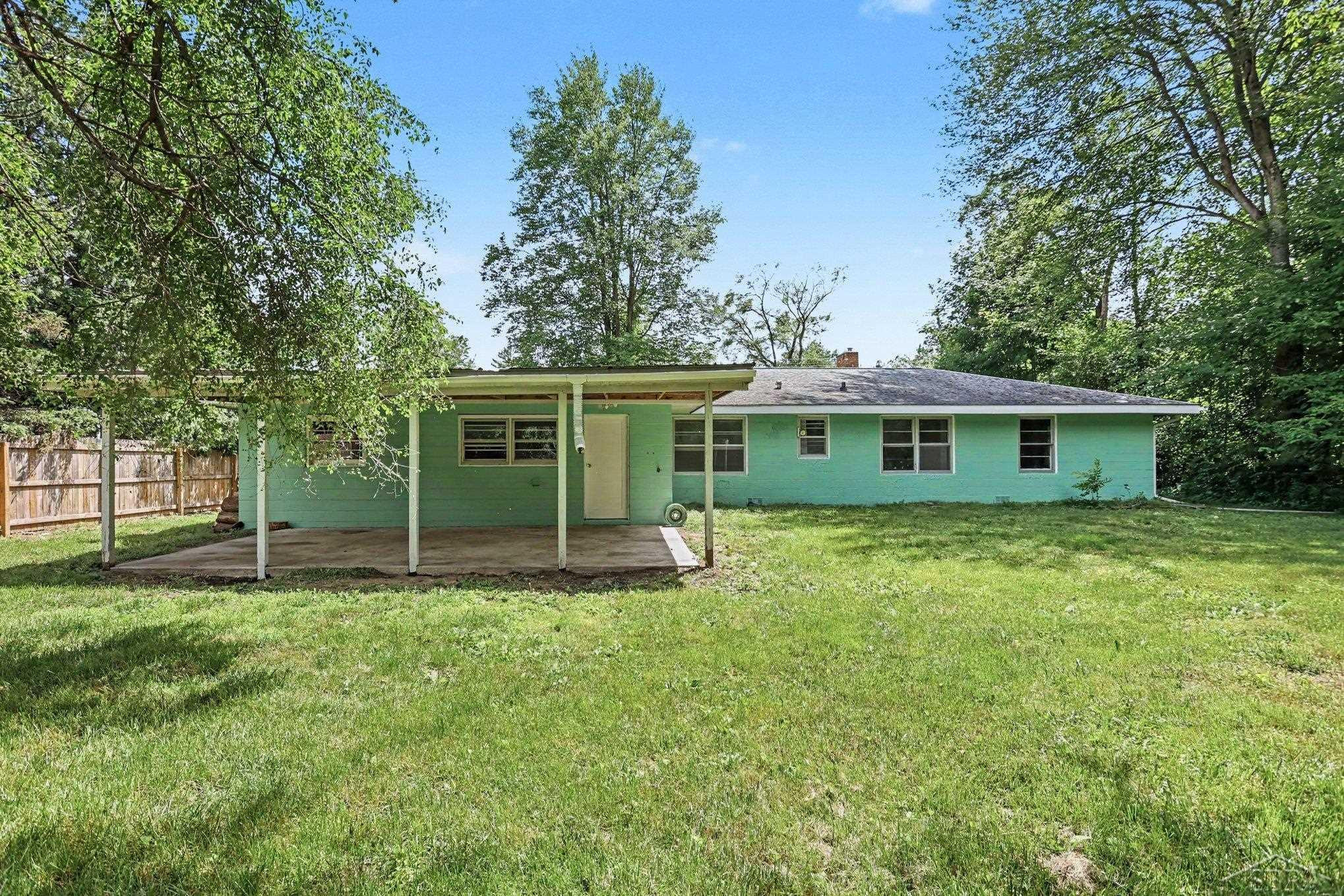 748 W Irish Street, Sanford, MI 48657 — Photo 22