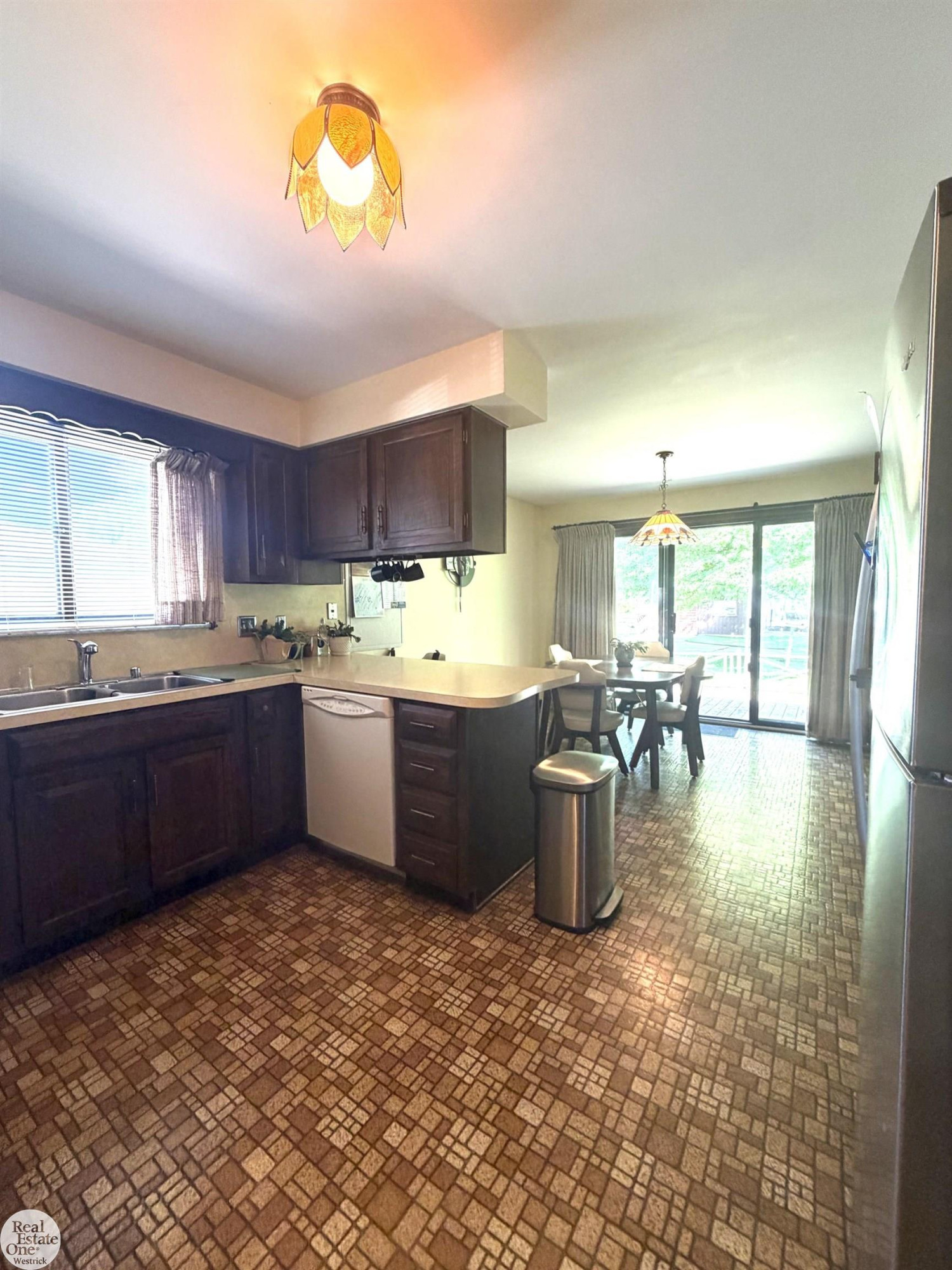 5374 Pointe Drive, MI — Photo 7