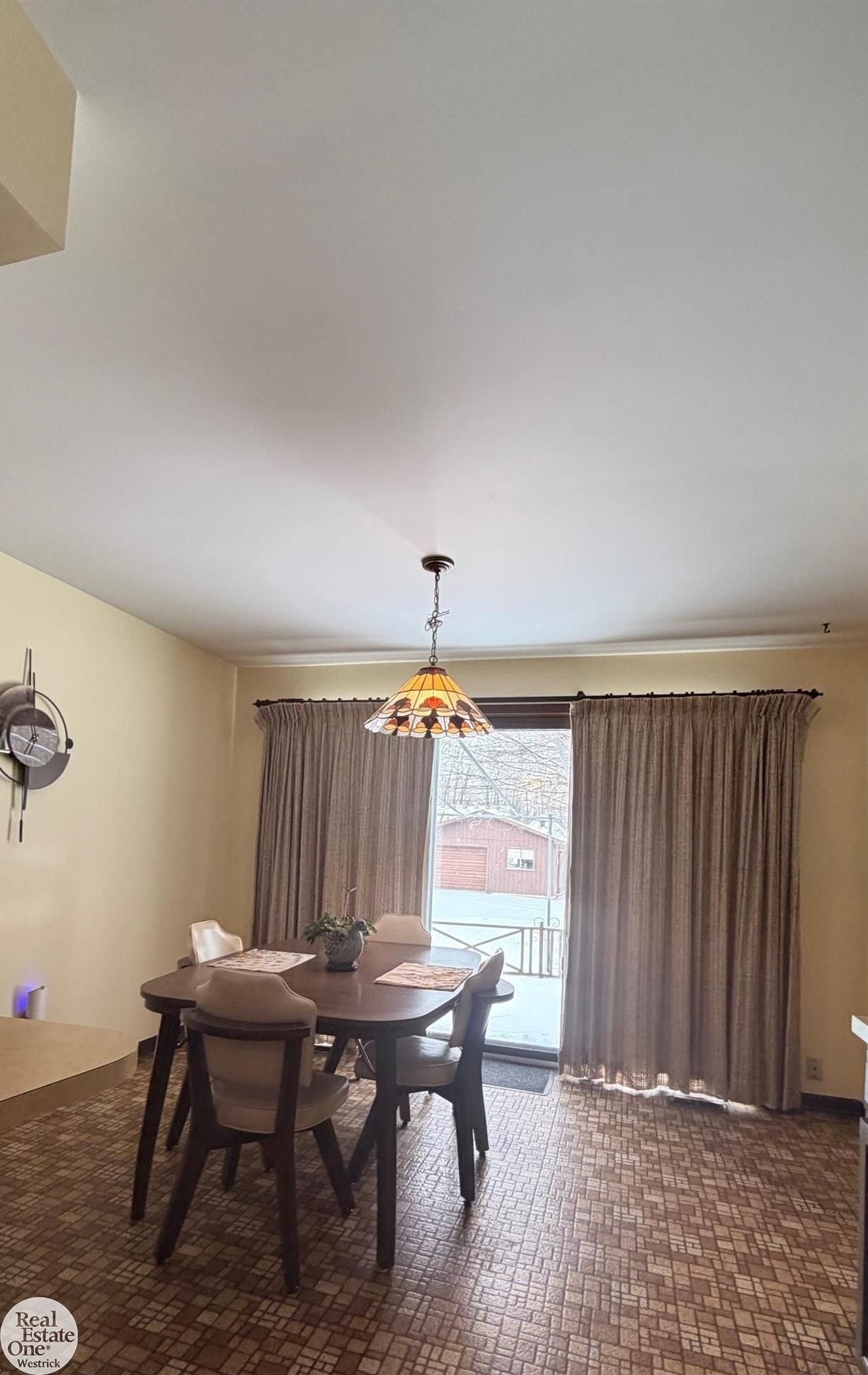 5374 Pointe Drive, MI — Photo 9