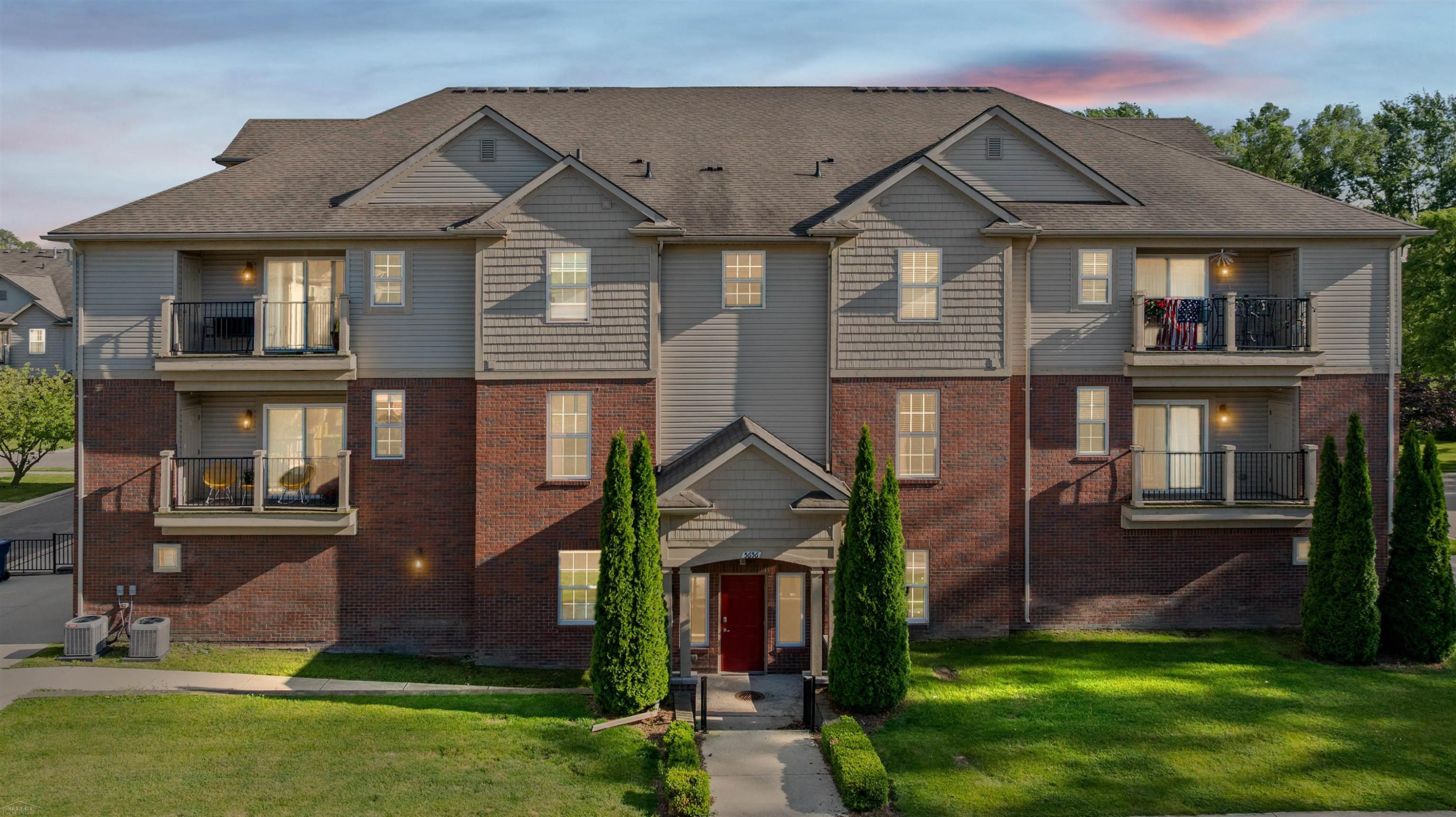 5656 Flagstaff Pines Drive, 401, Shelby Twp, MI 48317 — front exterior