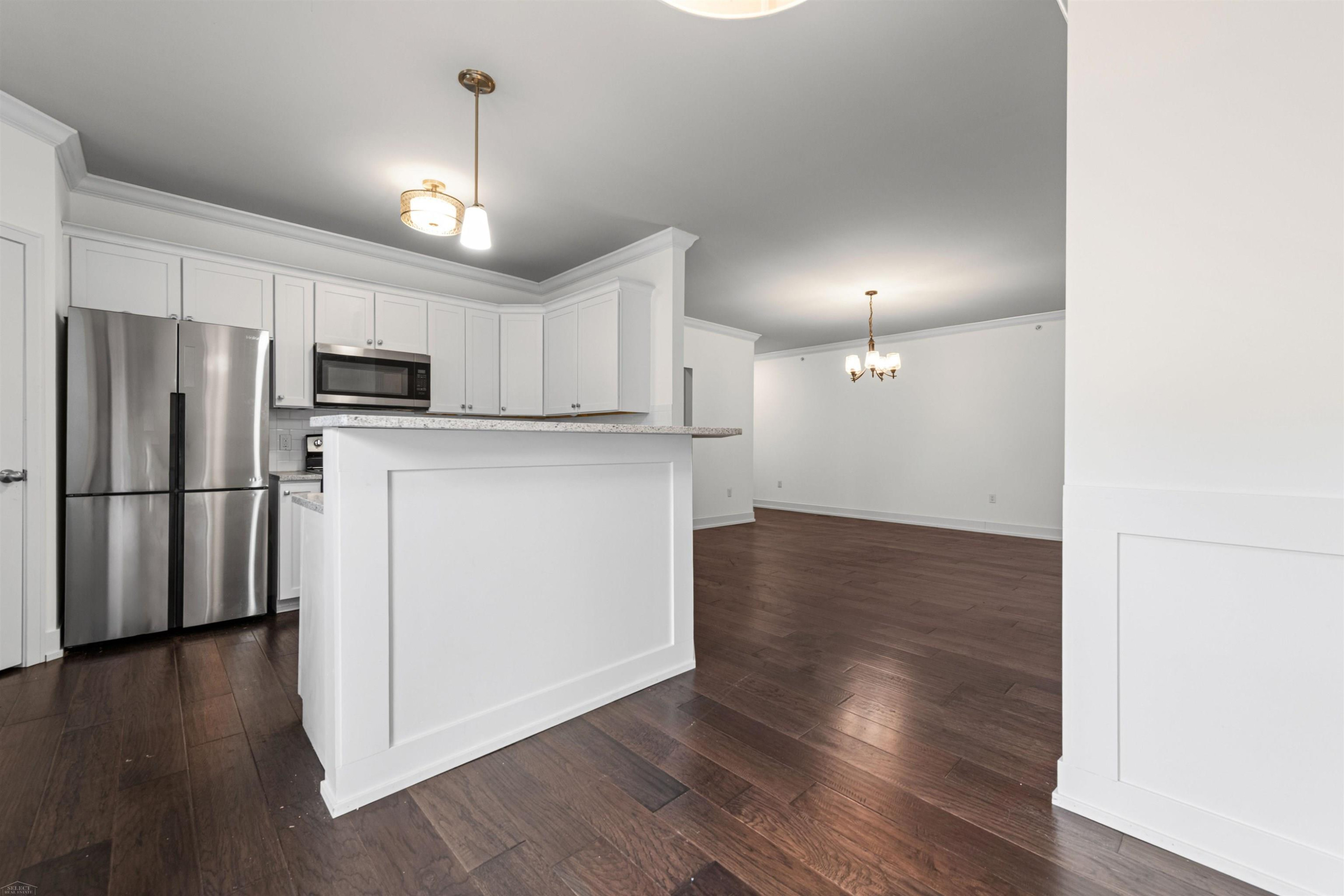 5656 Flagstaff Pines Drive, 401, Shelby Twp, MI 48317 — Photo 13