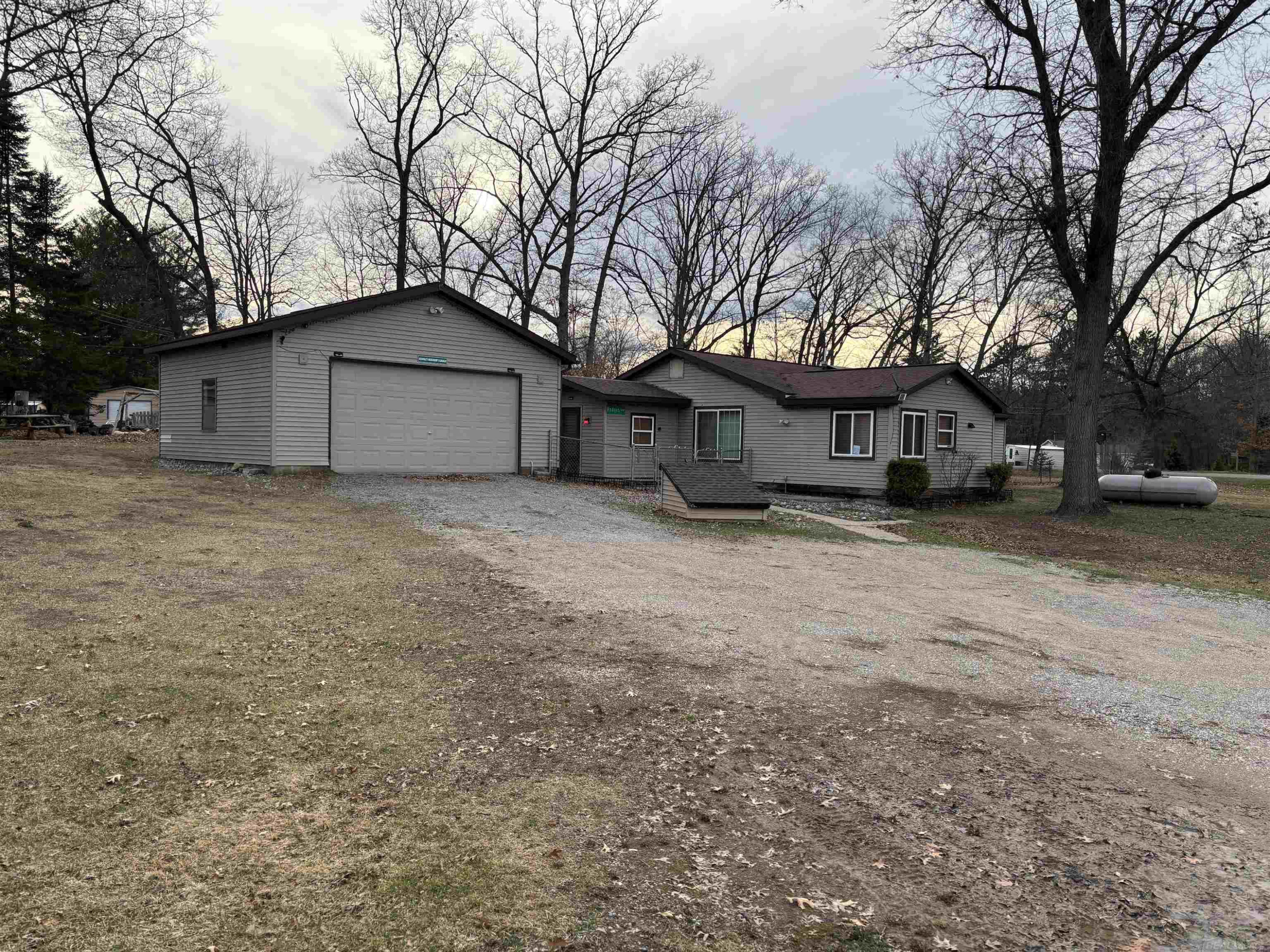 2901 Cathey Street, Harrison, MI 48625 — Photo 10