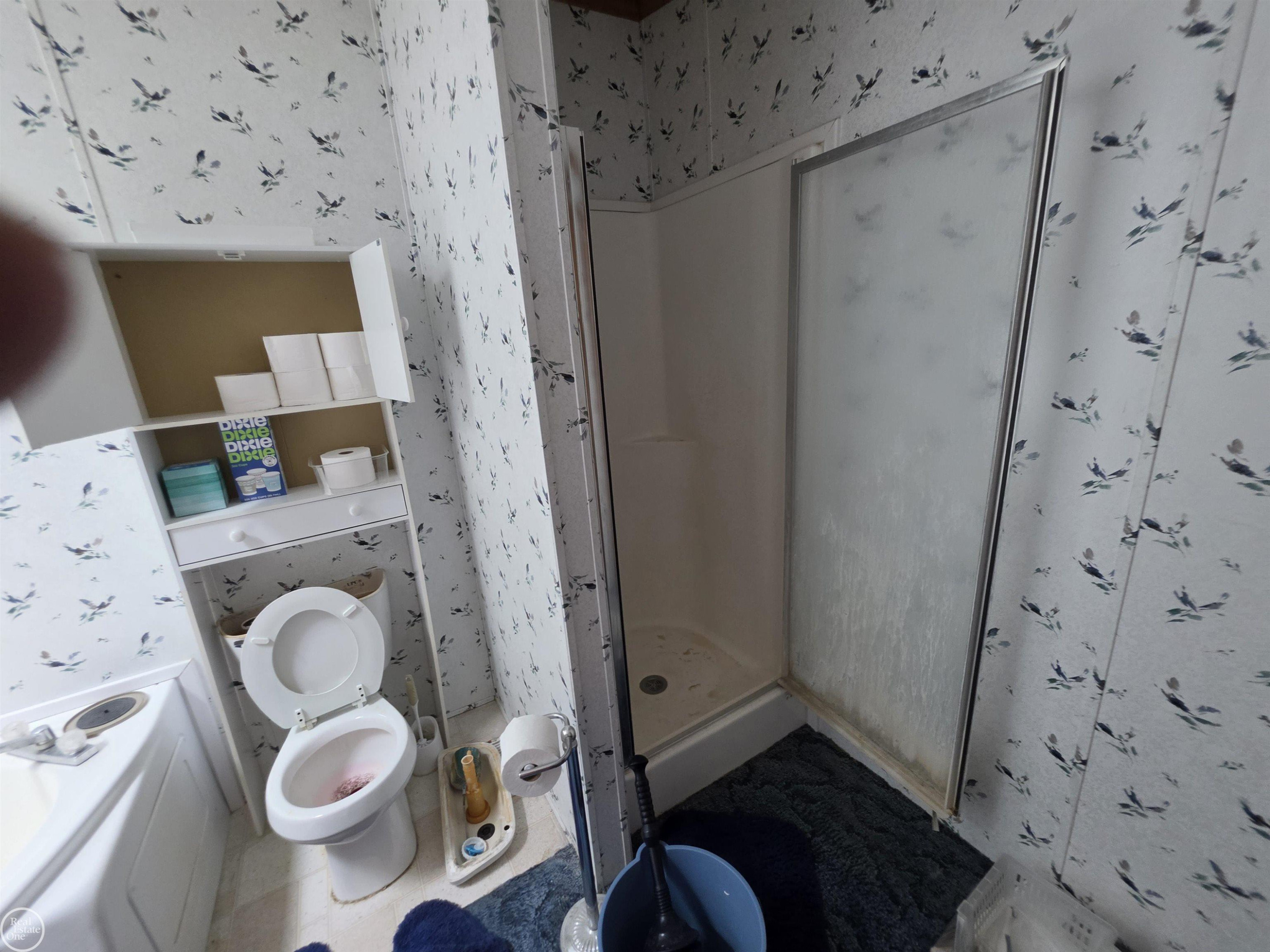 10231 LINDEN Avenue, Carp Lake, MI 49718 — Photo 23