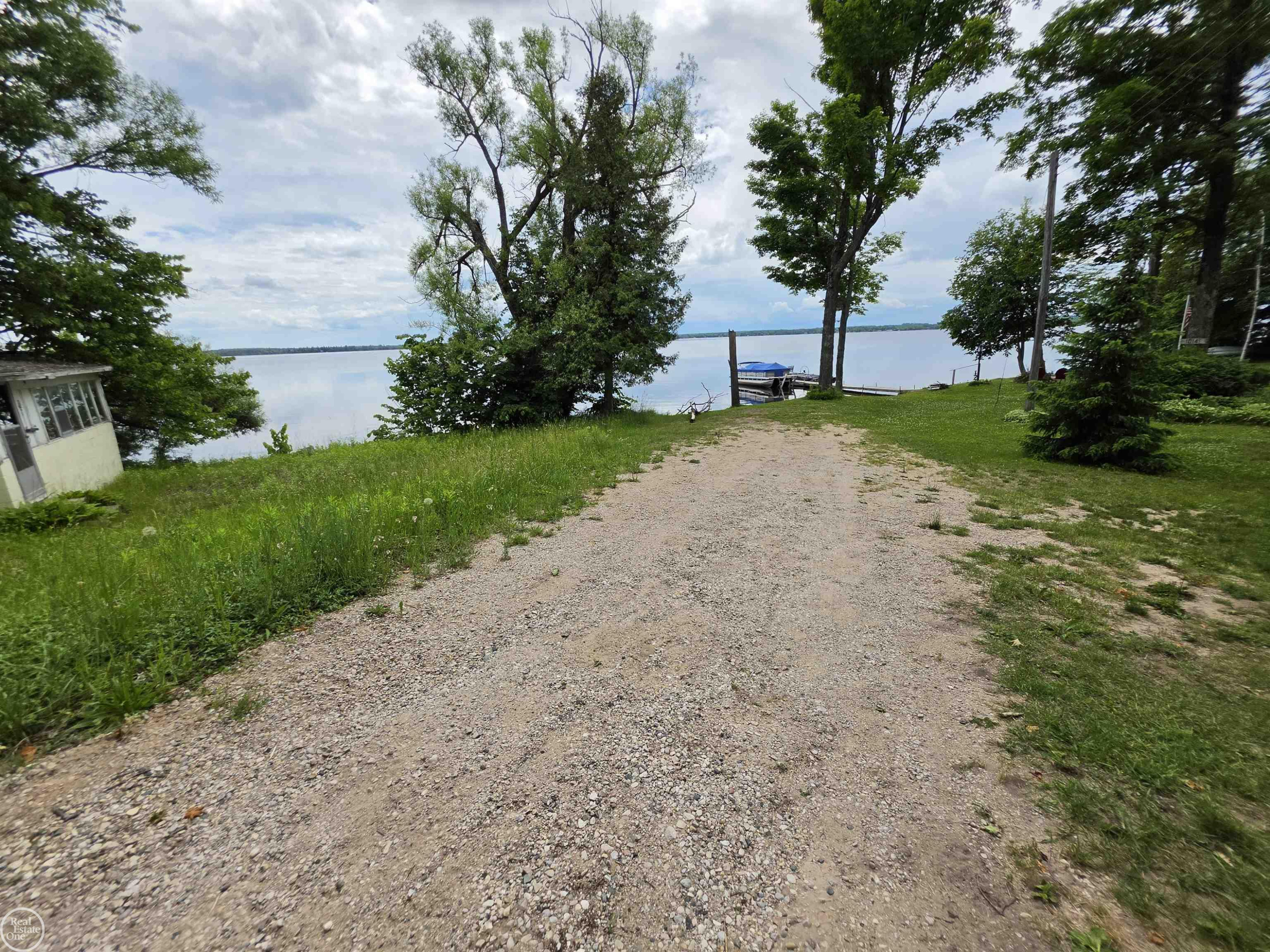 10231 LINDEN Avenue, Carp Lake, MI 49718 — Photo 38