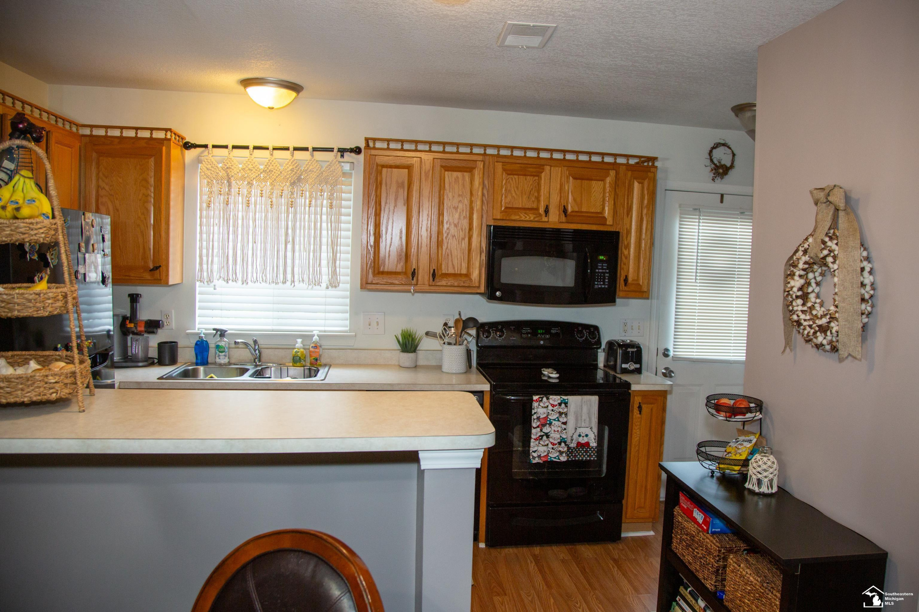 23462 Wagar Court, Trenton, MI 48183 — Photo 6