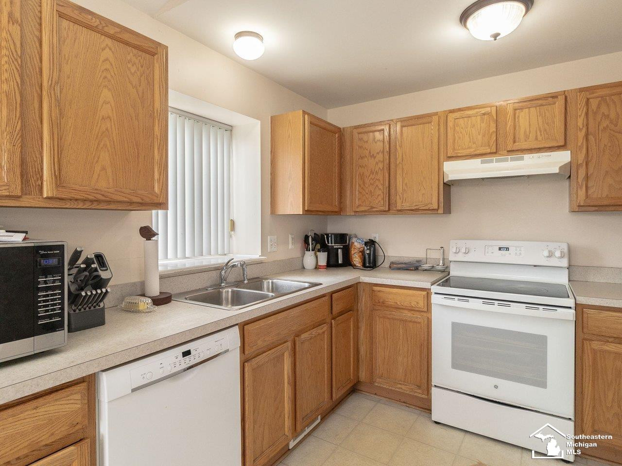 4031 Stone Post Road, Newport, MI 48166 — Photo 9