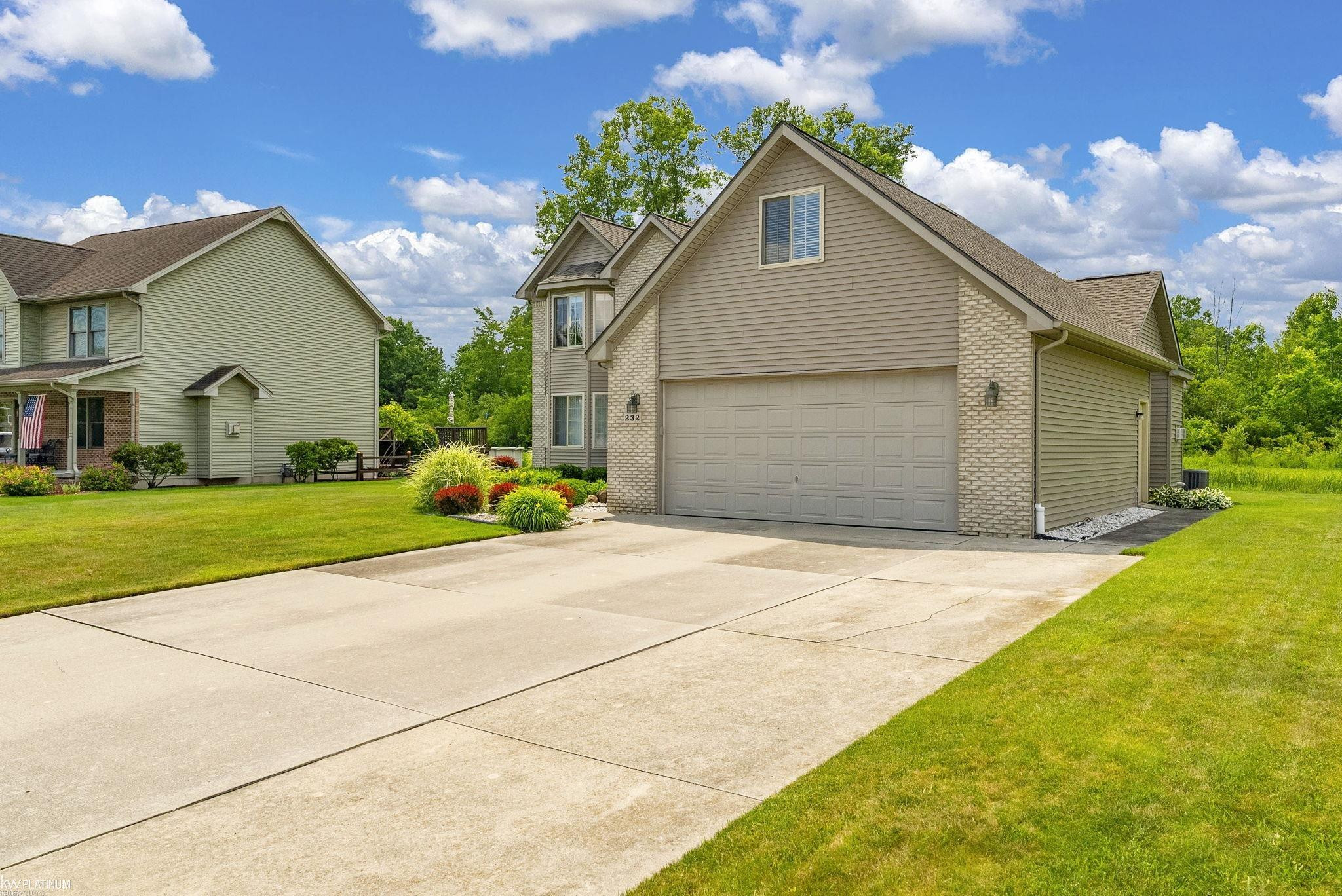 232 LIBERTY Avenue, Marysville, MI 48040 — Photo 5