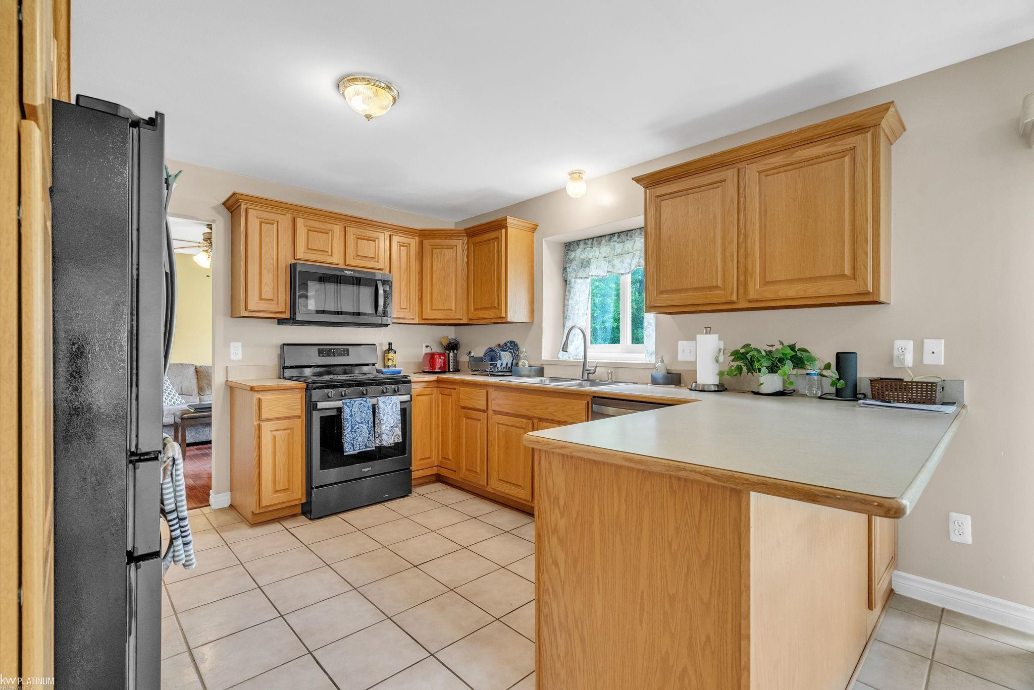 232 LIBERTY Avenue, Marysville, MI 48040 — Photo 11