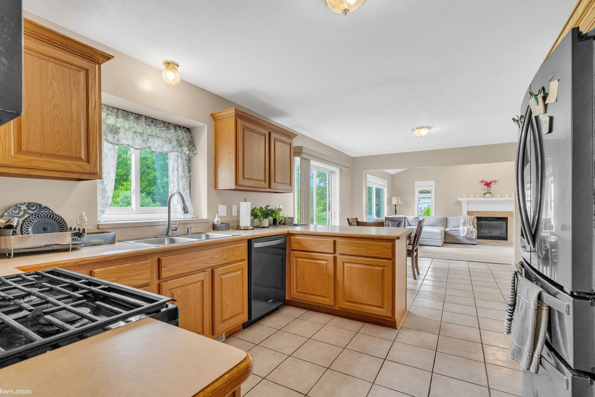 232 LIBERTY Avenue, Marysville, MI 48040 — Photo 15