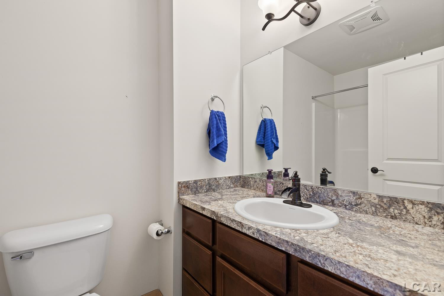 4563 Kelsey Avenue, Adrian, MI 49221 — Photo 38