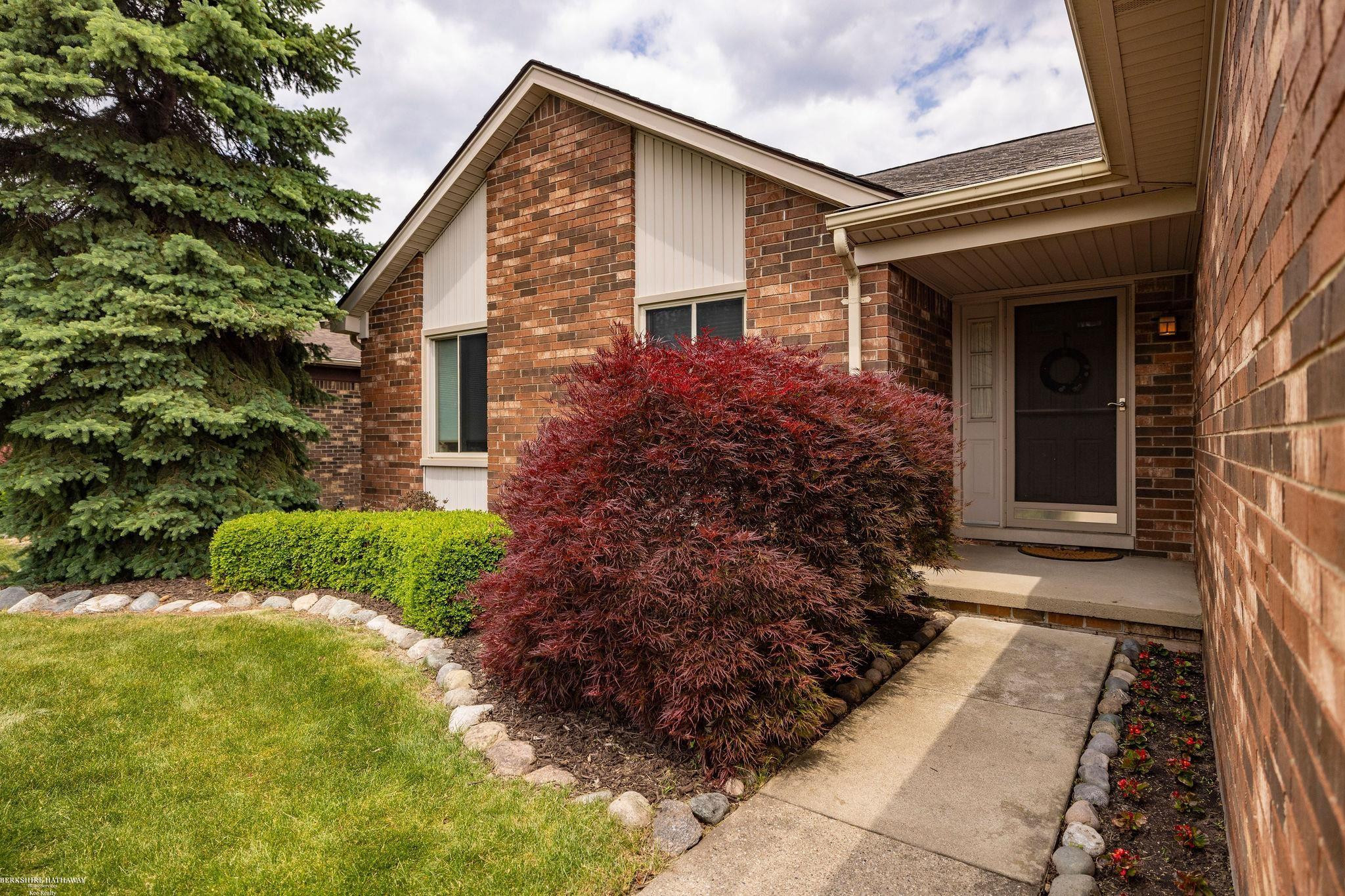 15589 Winter Park Drive, MI 48044 — Photo 3