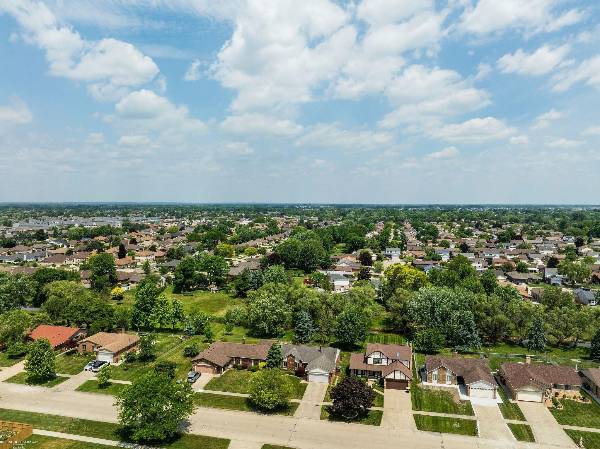 15589 Winter Park Drive, MI 48044 — Photo 39