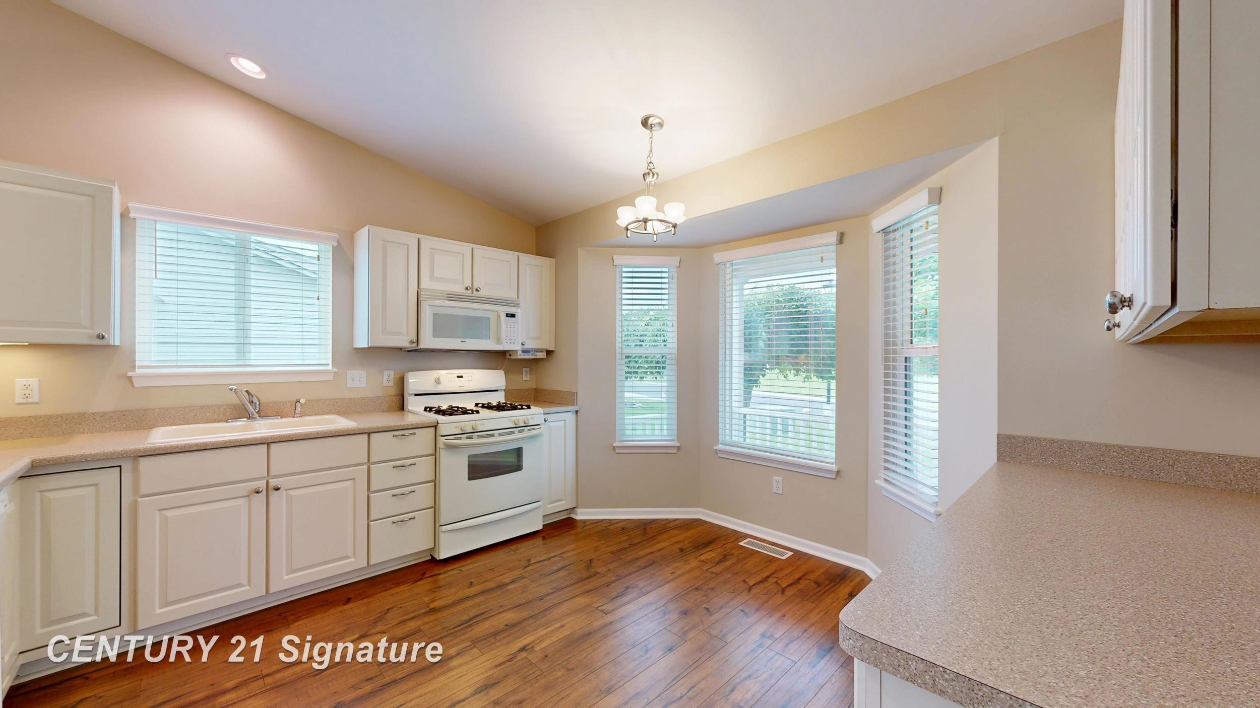 6460 Royal Club Drive, Flushing, MI 48433 — Photo 18