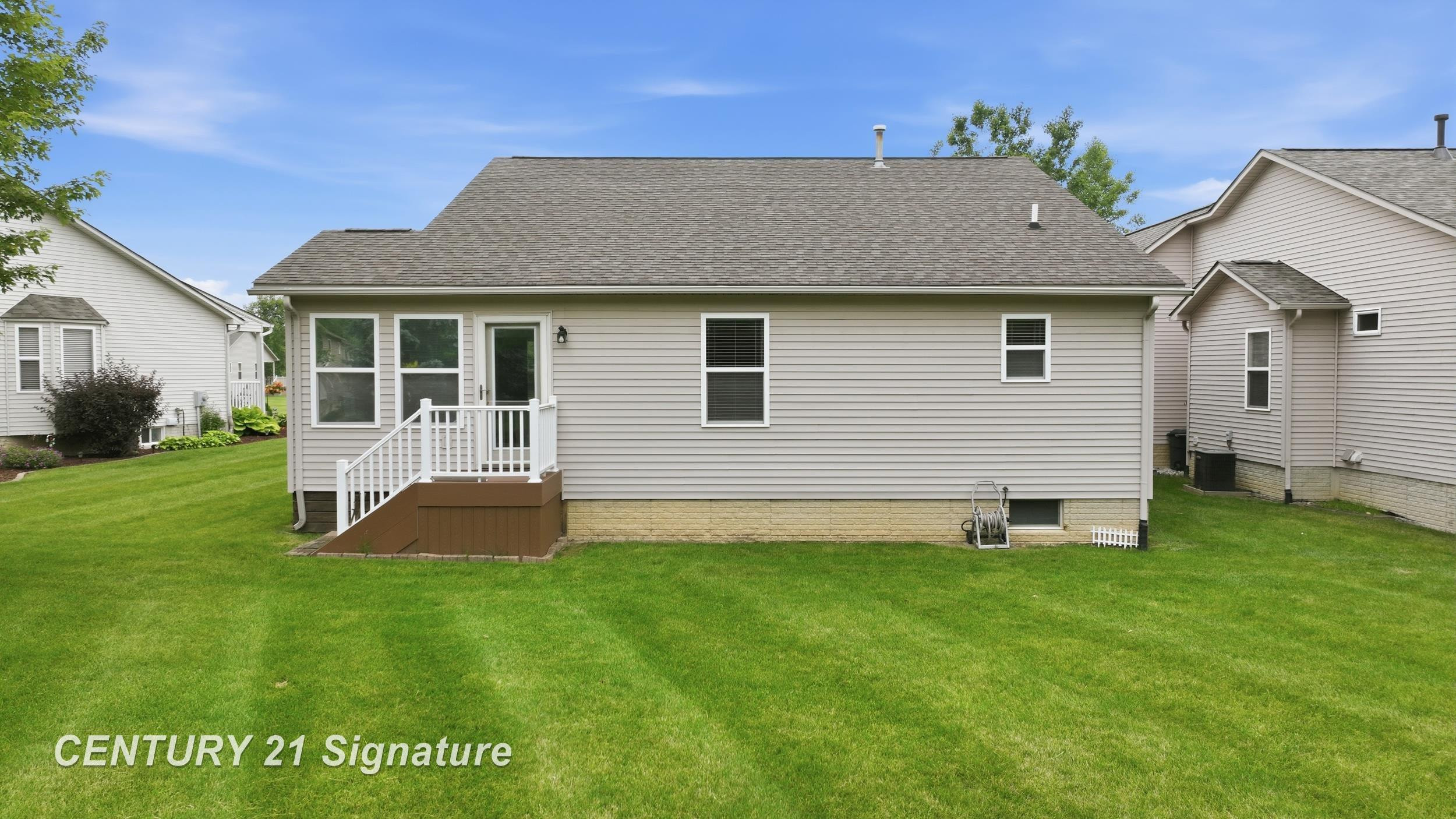 6460 Royal Club Drive, Flushing, MI 48433 — Photo 5