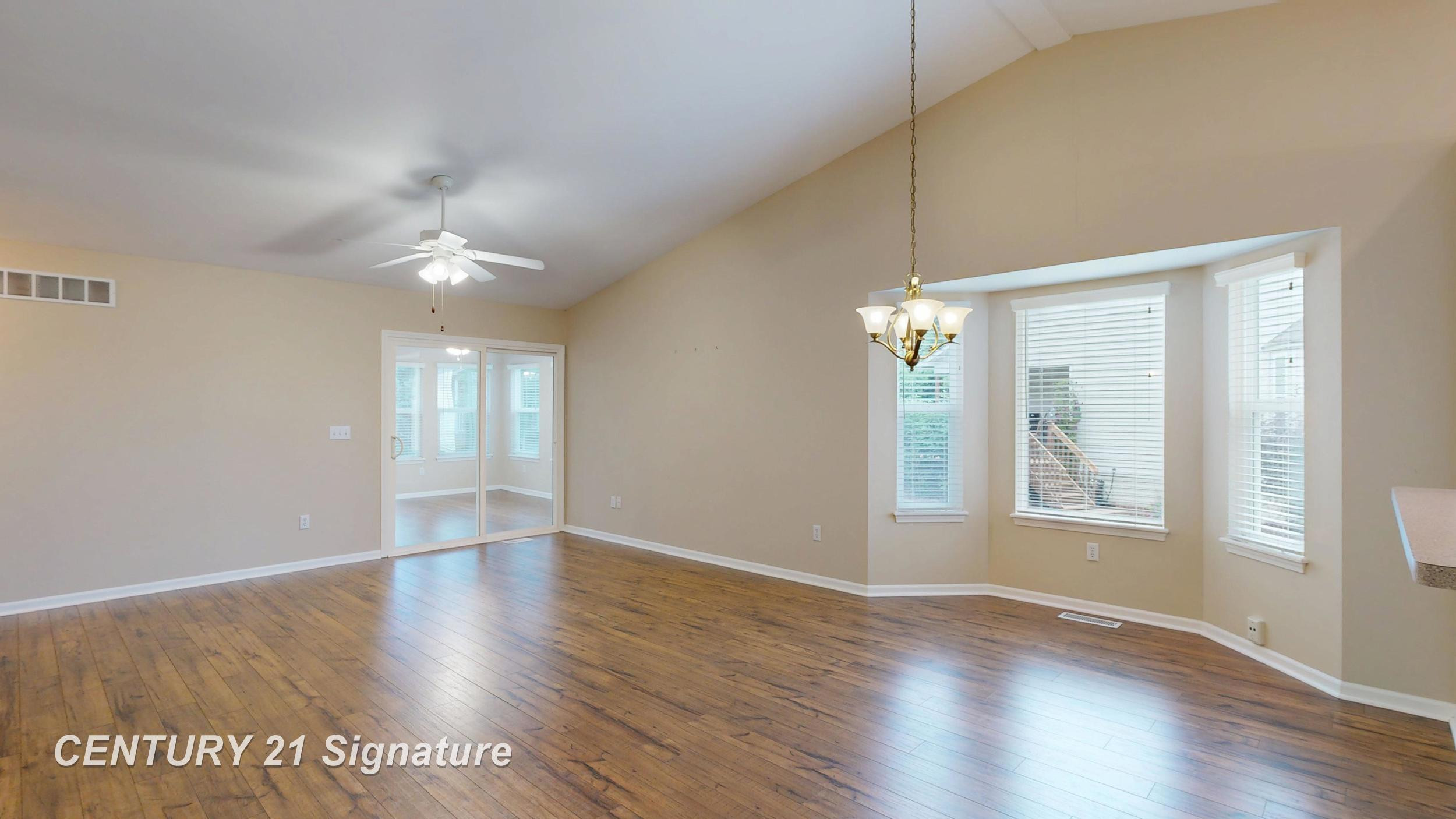 6460 Royal Club Drive, Flushing, MI 48433 — Photo 14