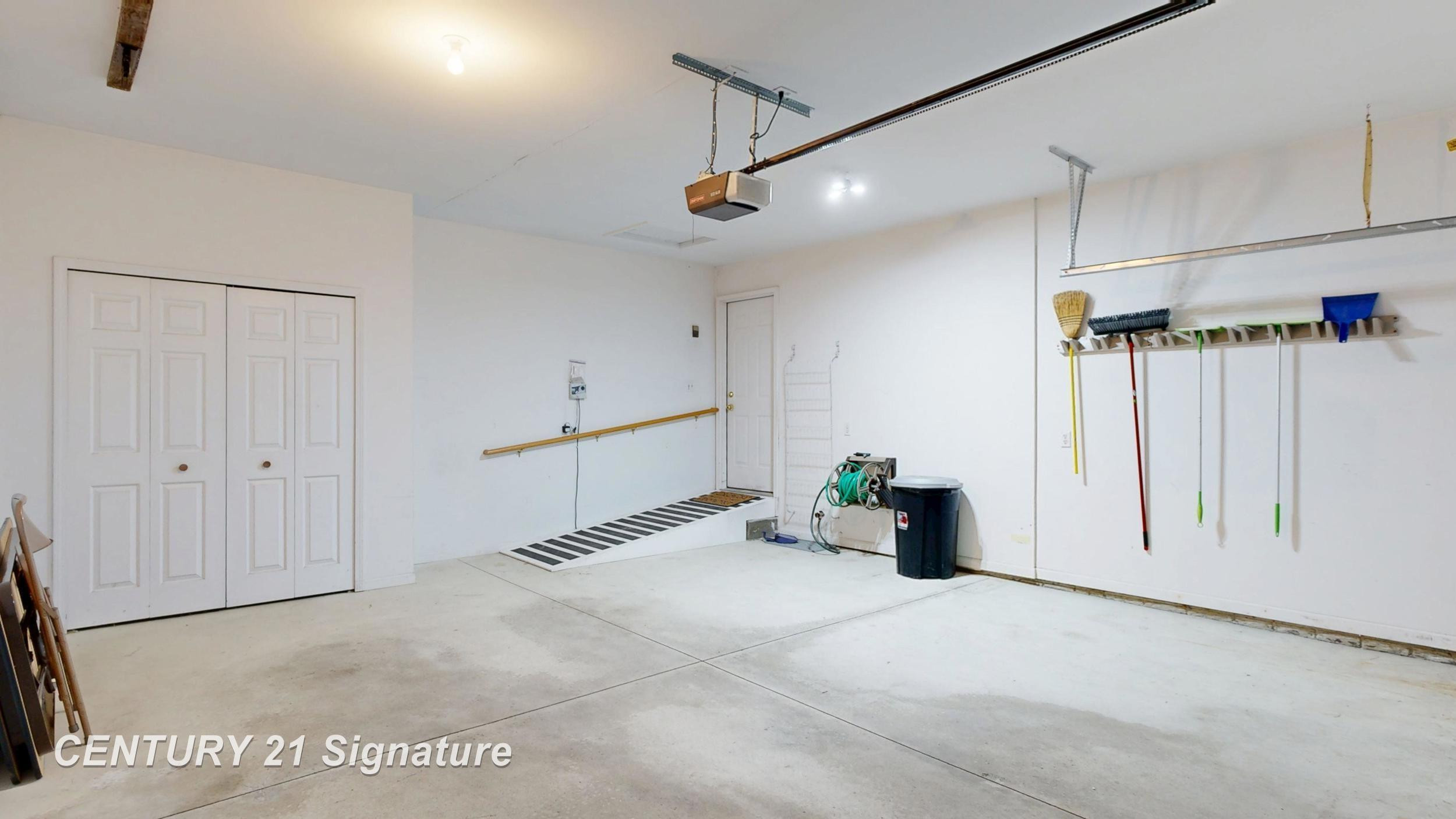6460 Royal Club Drive, Flushing, MI 48433 — Photo 22
