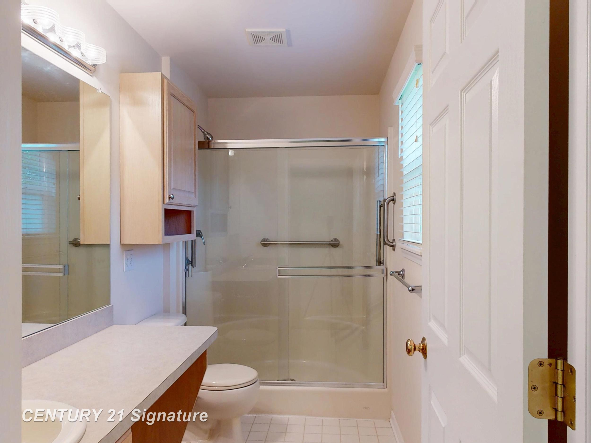 6460 Royal Club Drive, Flushing, MI 48433 — Photo 32