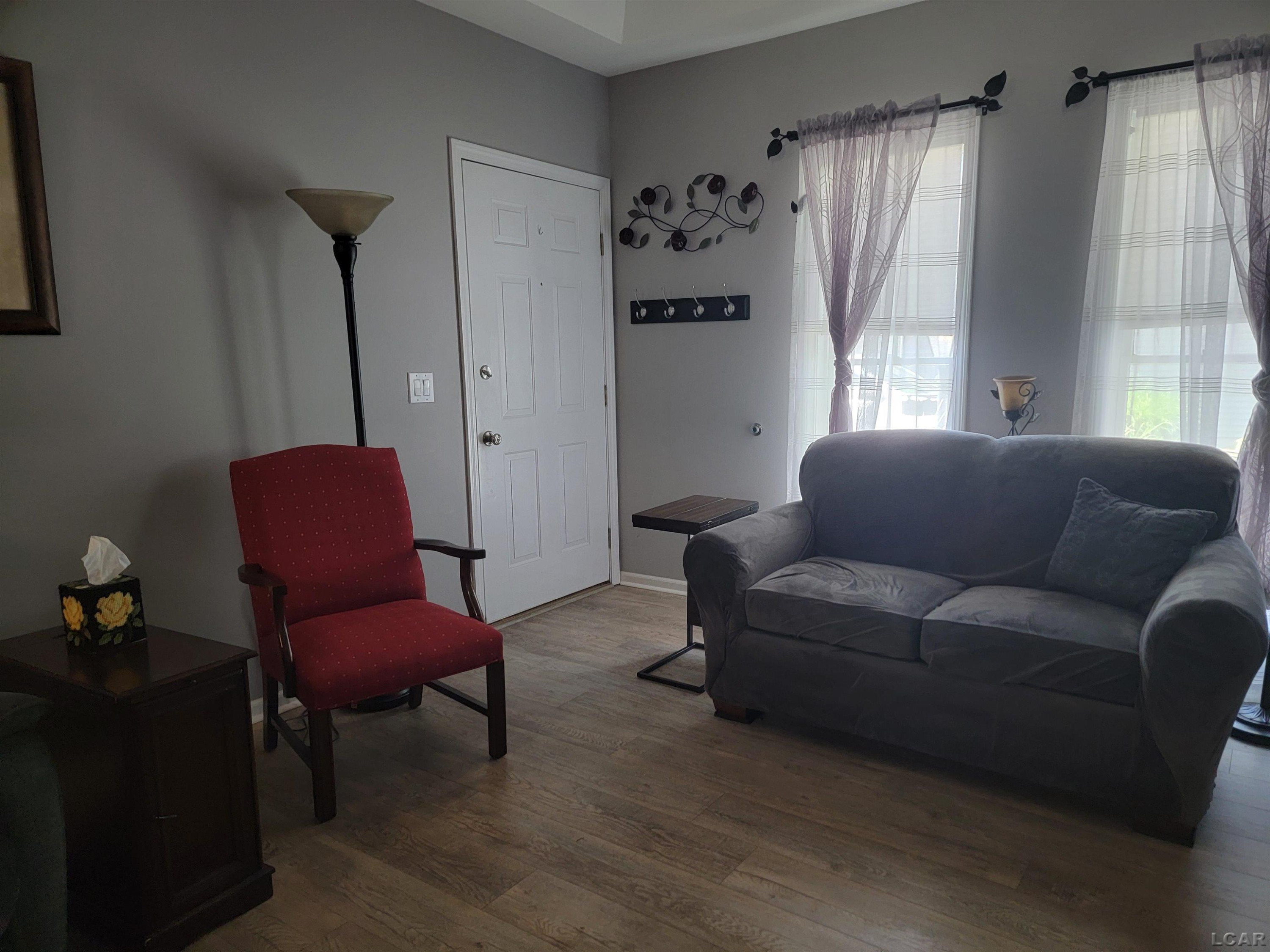 959 W Maumee Street, 959 W Maumee A, Adrian, MI 49221 — Photo 3