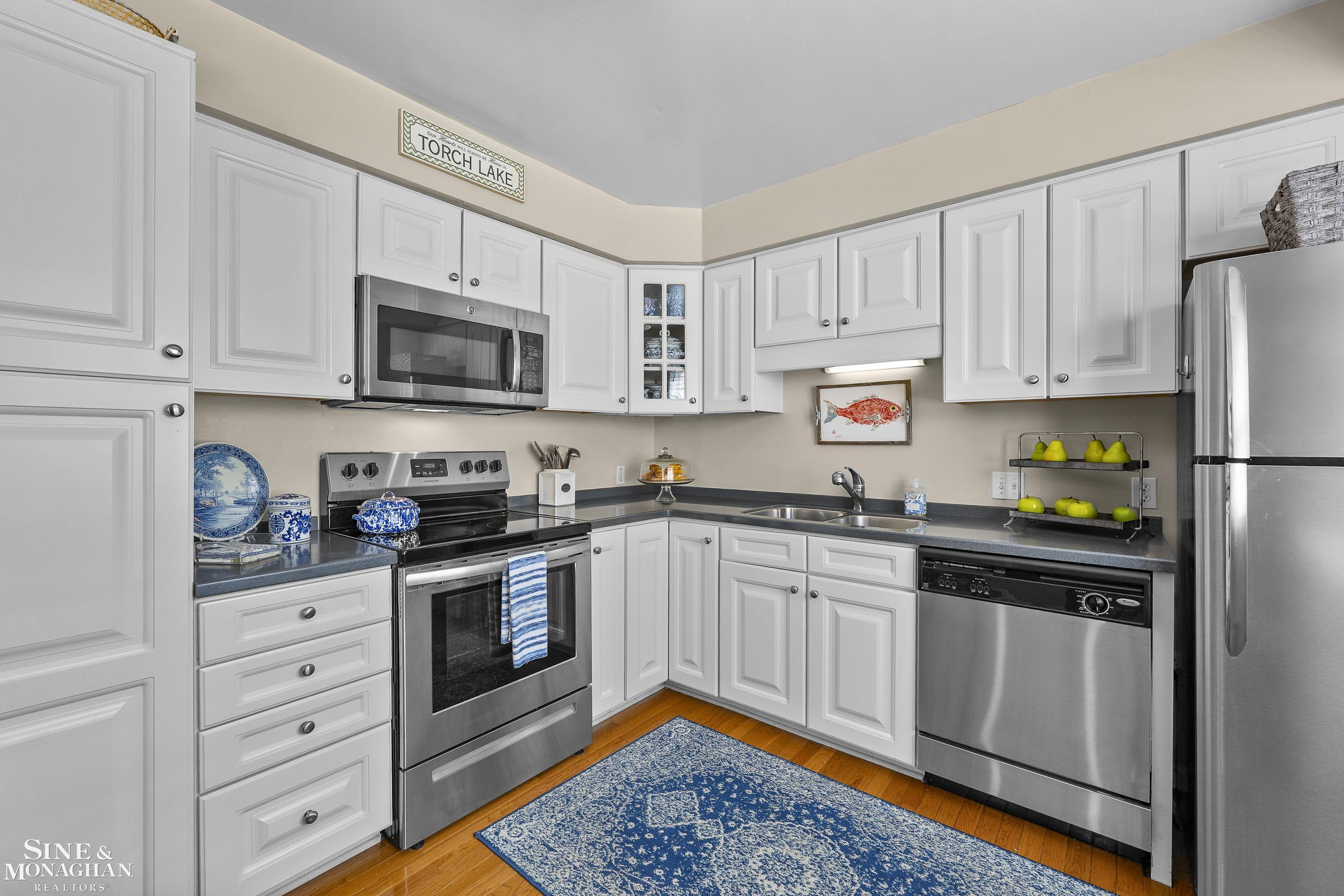 535 / 539 St. Clair Avenue, Grosse Pointe, MI 48230 — Photo 14