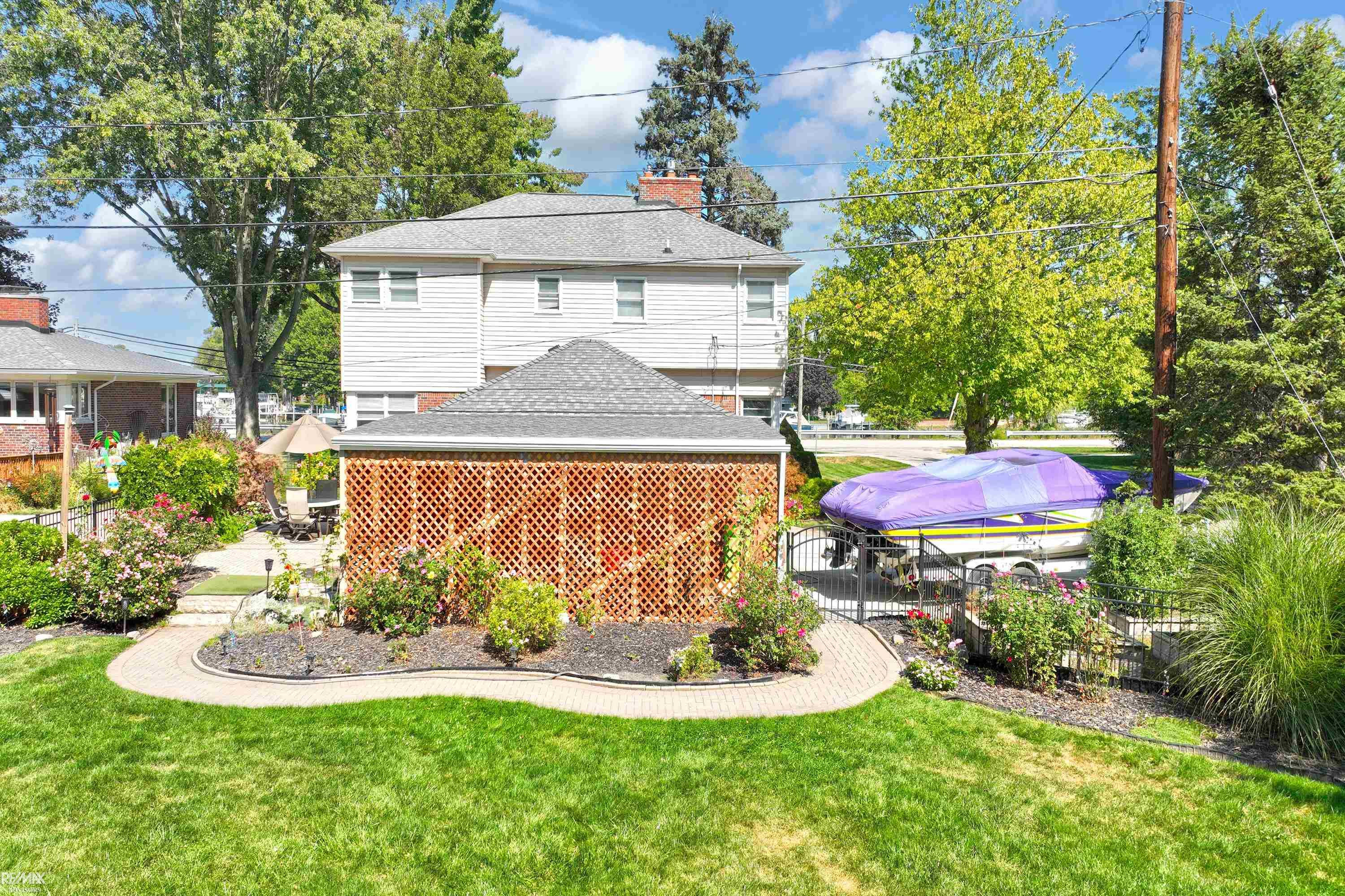 28900 S River Road, MI — Photo 31