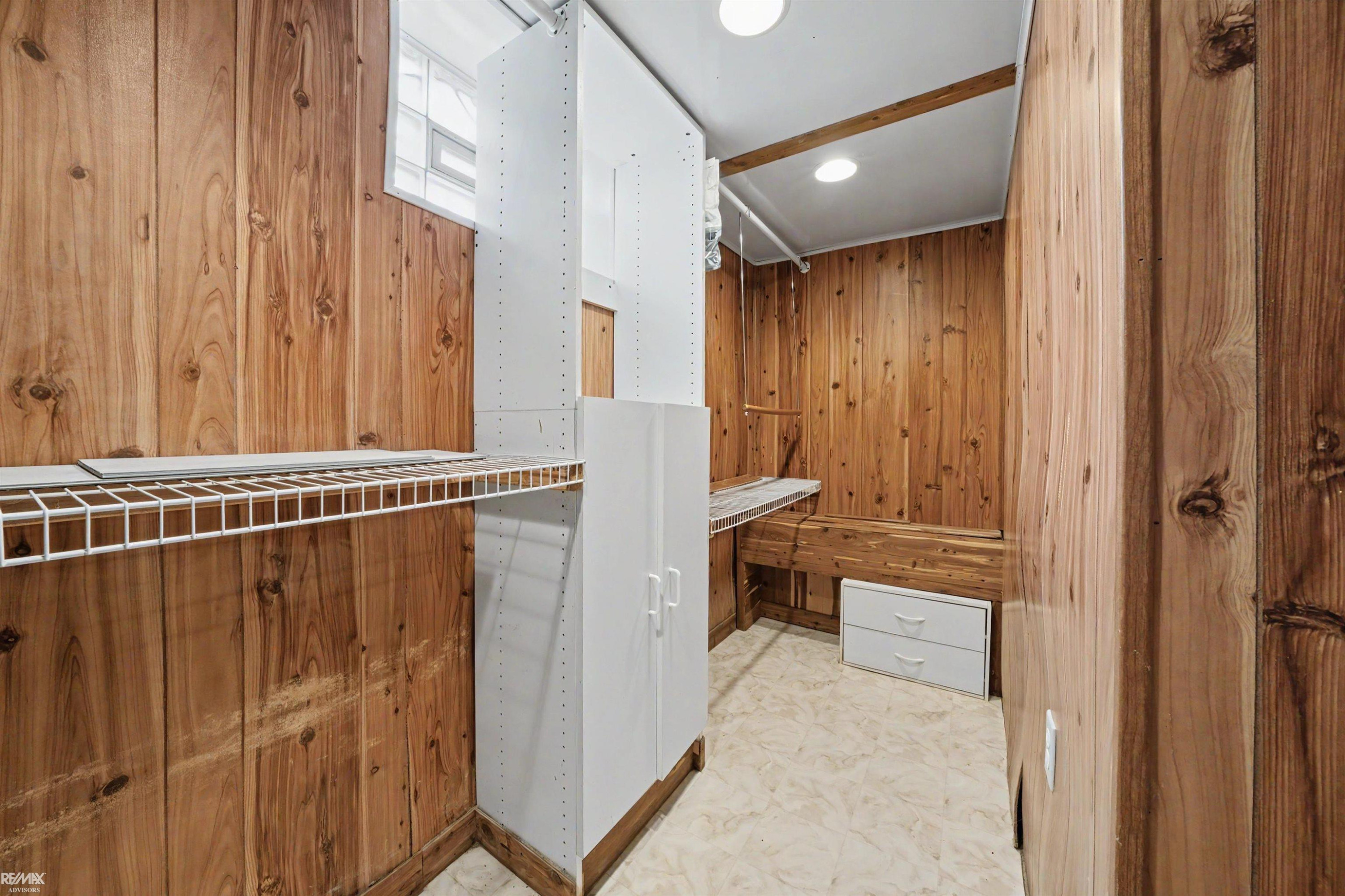 28900 S River Road, MI — Photo 43