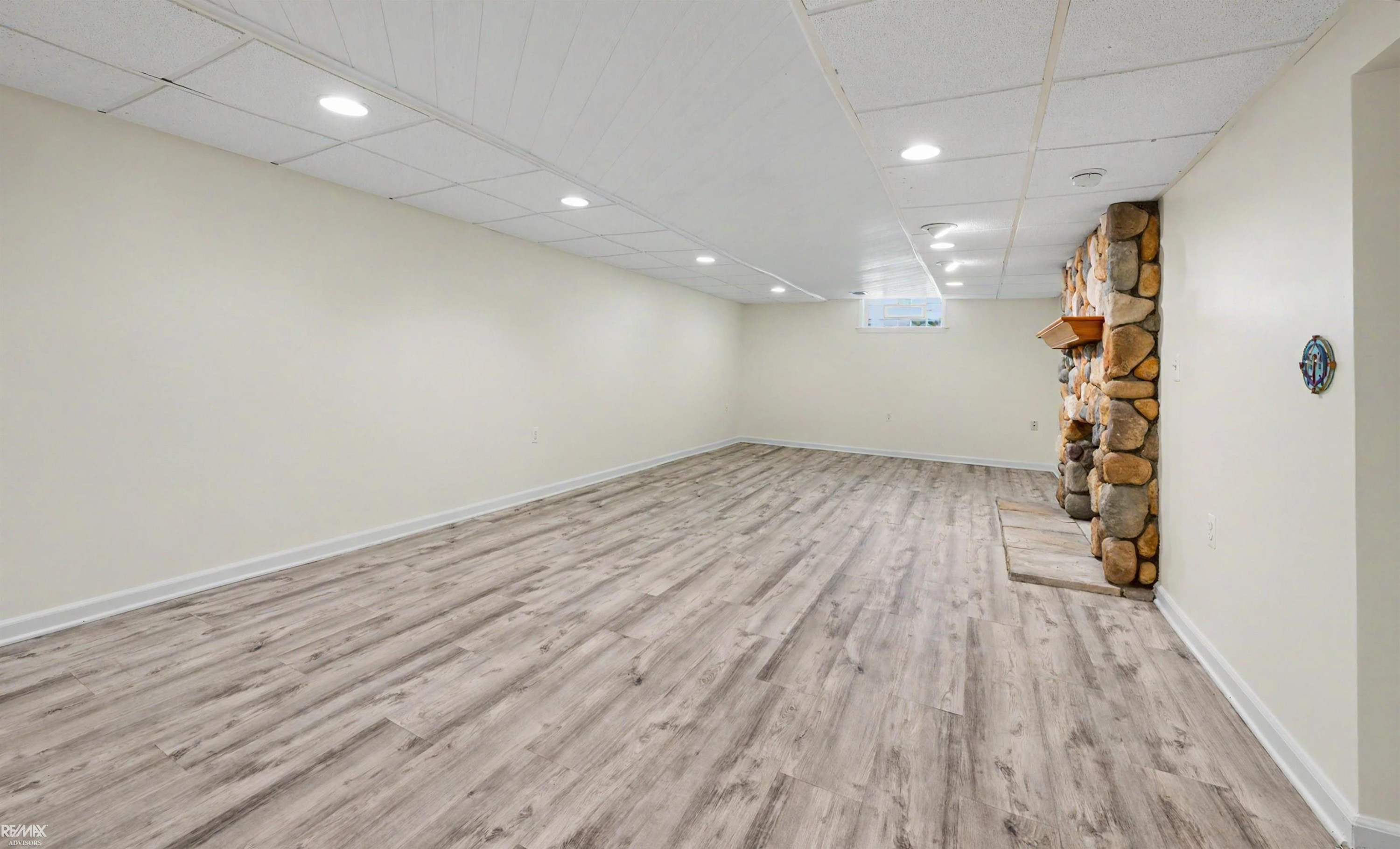 28900 S River Road, MI — Photo 45