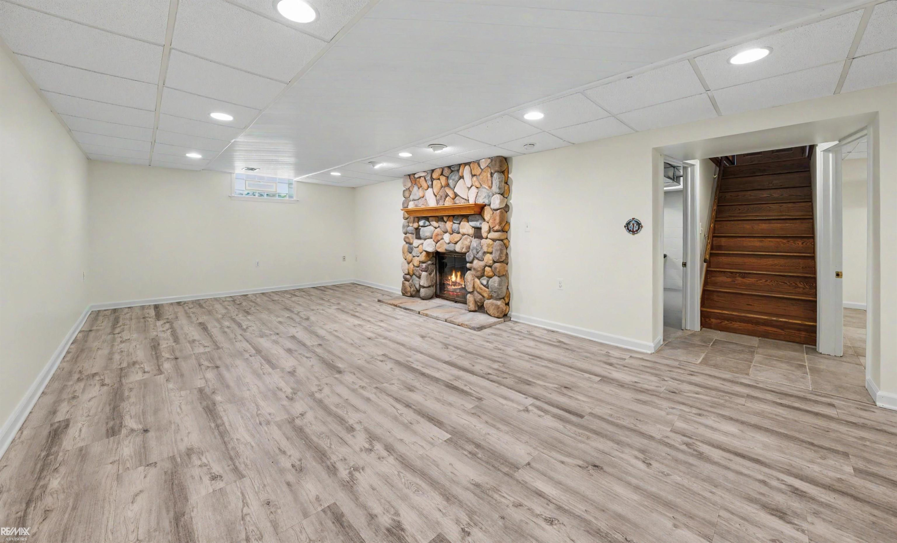 28900 S River Road, MI — Photo 48