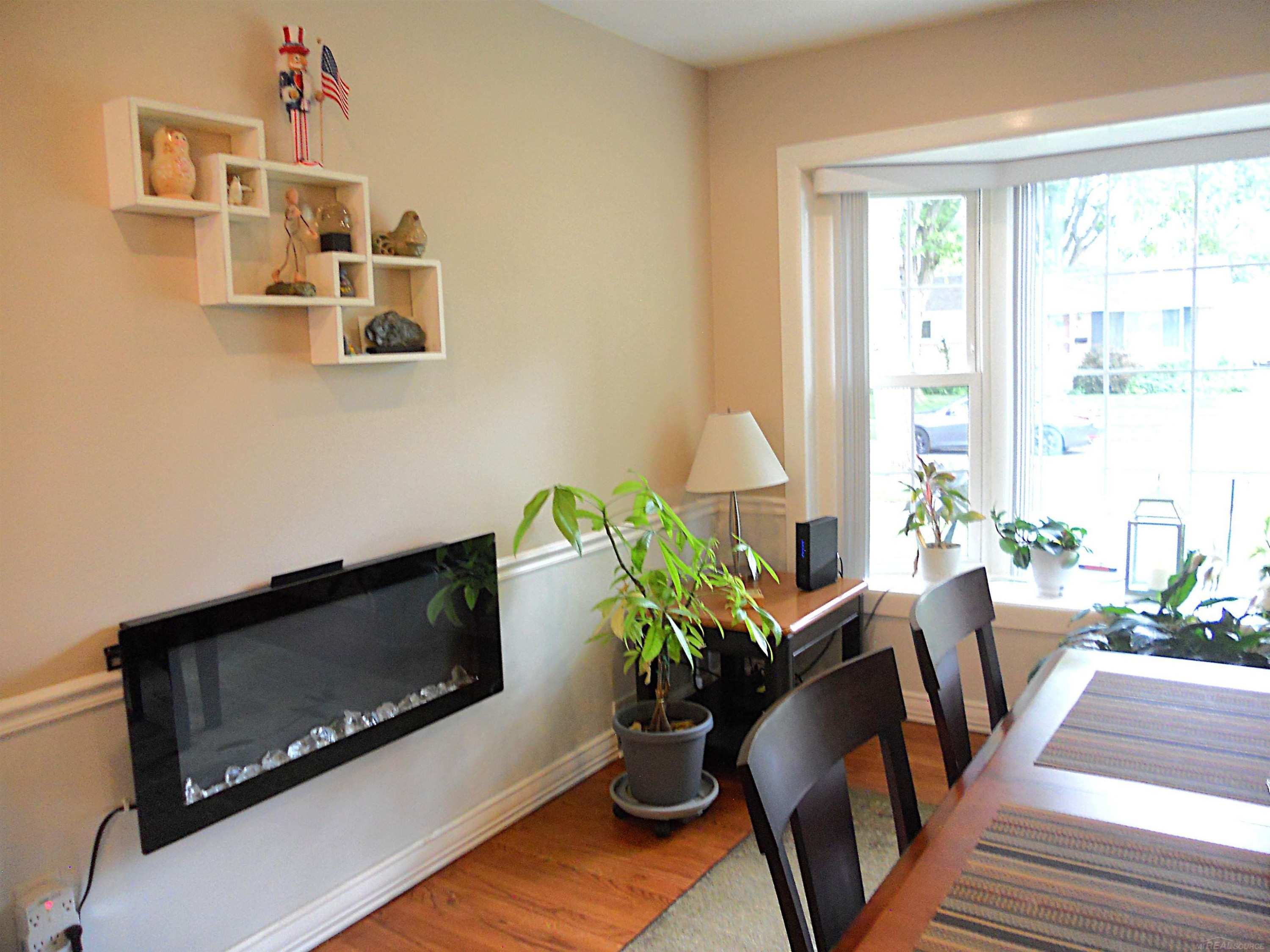 625 Rewold Drive, Rochester, MI 48307 — Photo 24