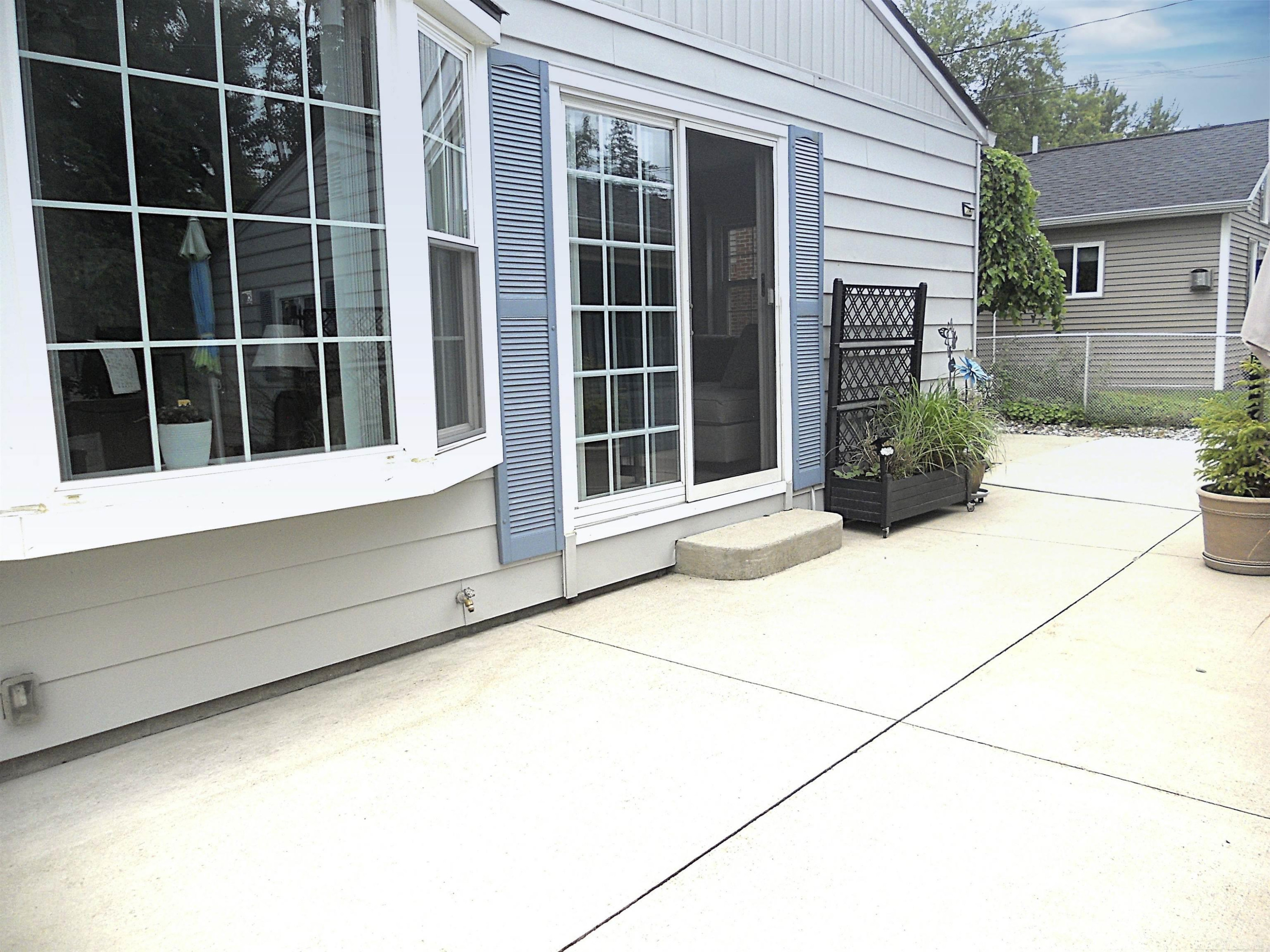 625 Rewold Drive, Rochester, MI 48307 — Photo 63
