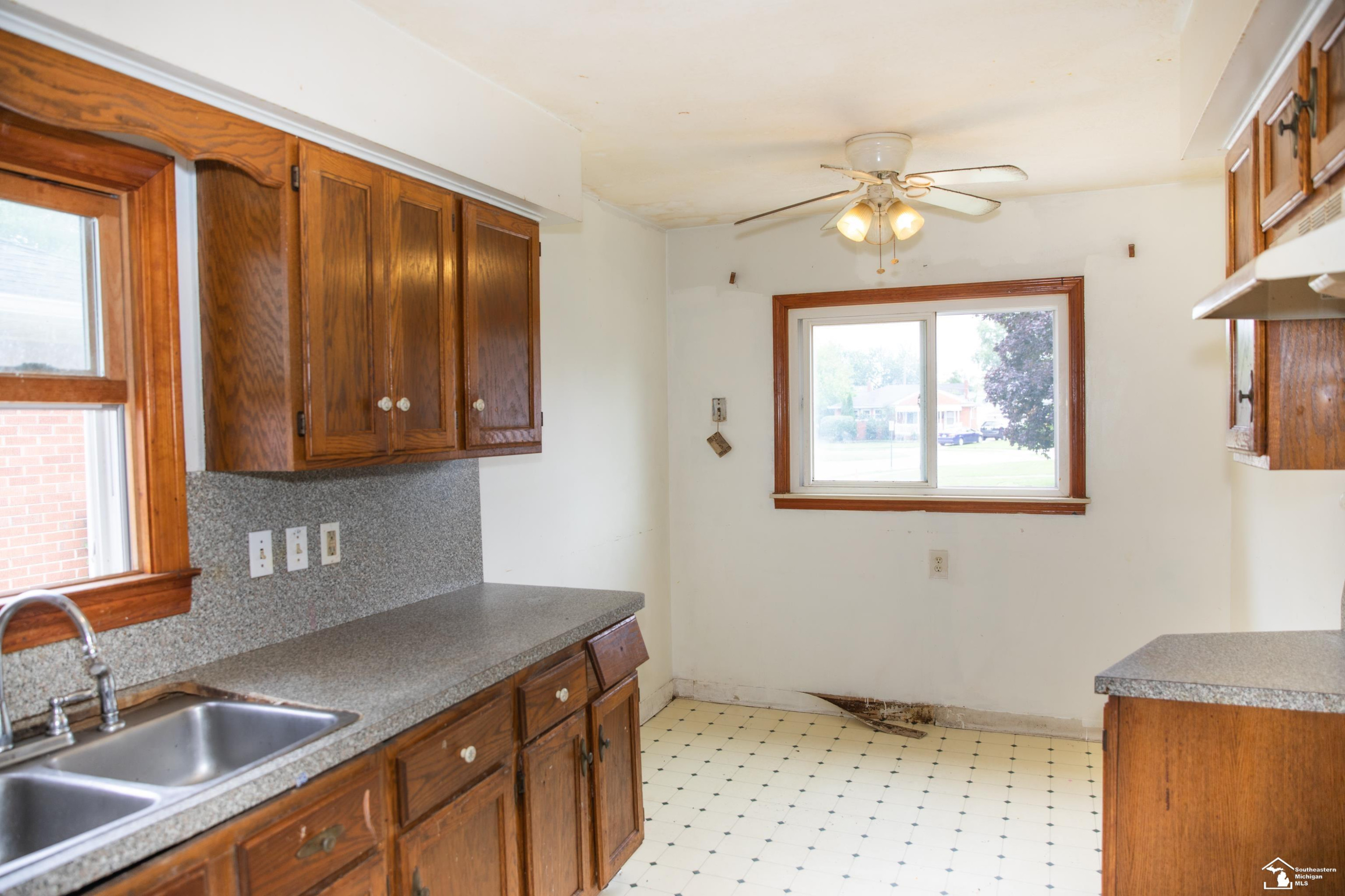 735 Detroit Avenue, Lincoln Park, MI 48146 — Photo 7