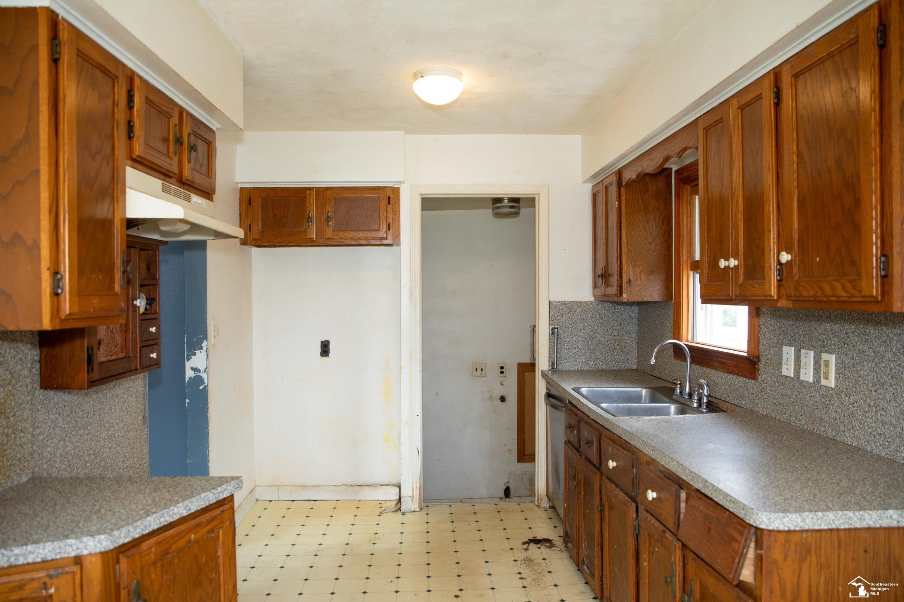 735 Detroit Avenue, Lincoln Park, MI 48146 — Photo 8