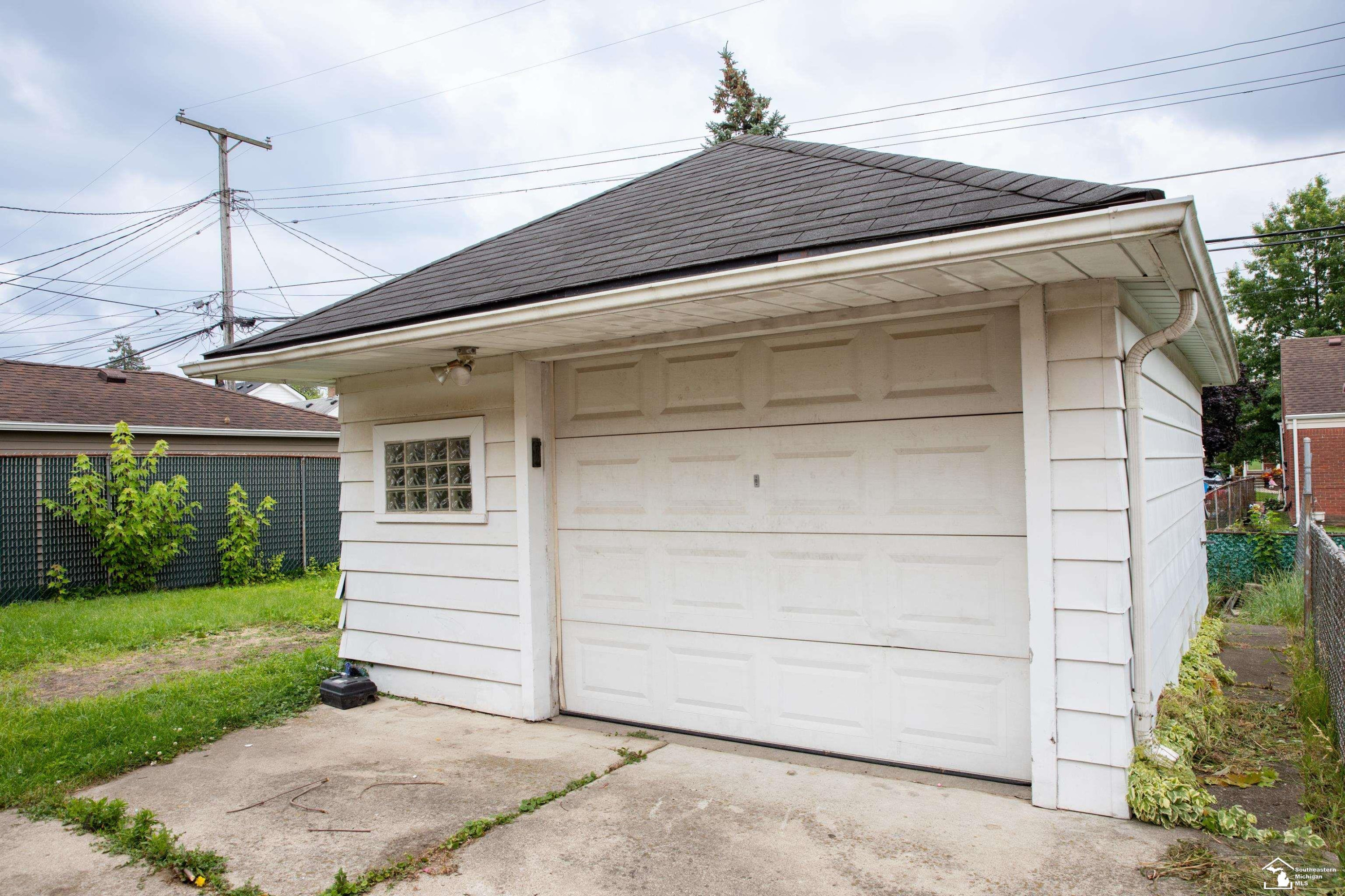 735 Detroit Avenue, Lincoln Park, MI 48146 — Photo 21