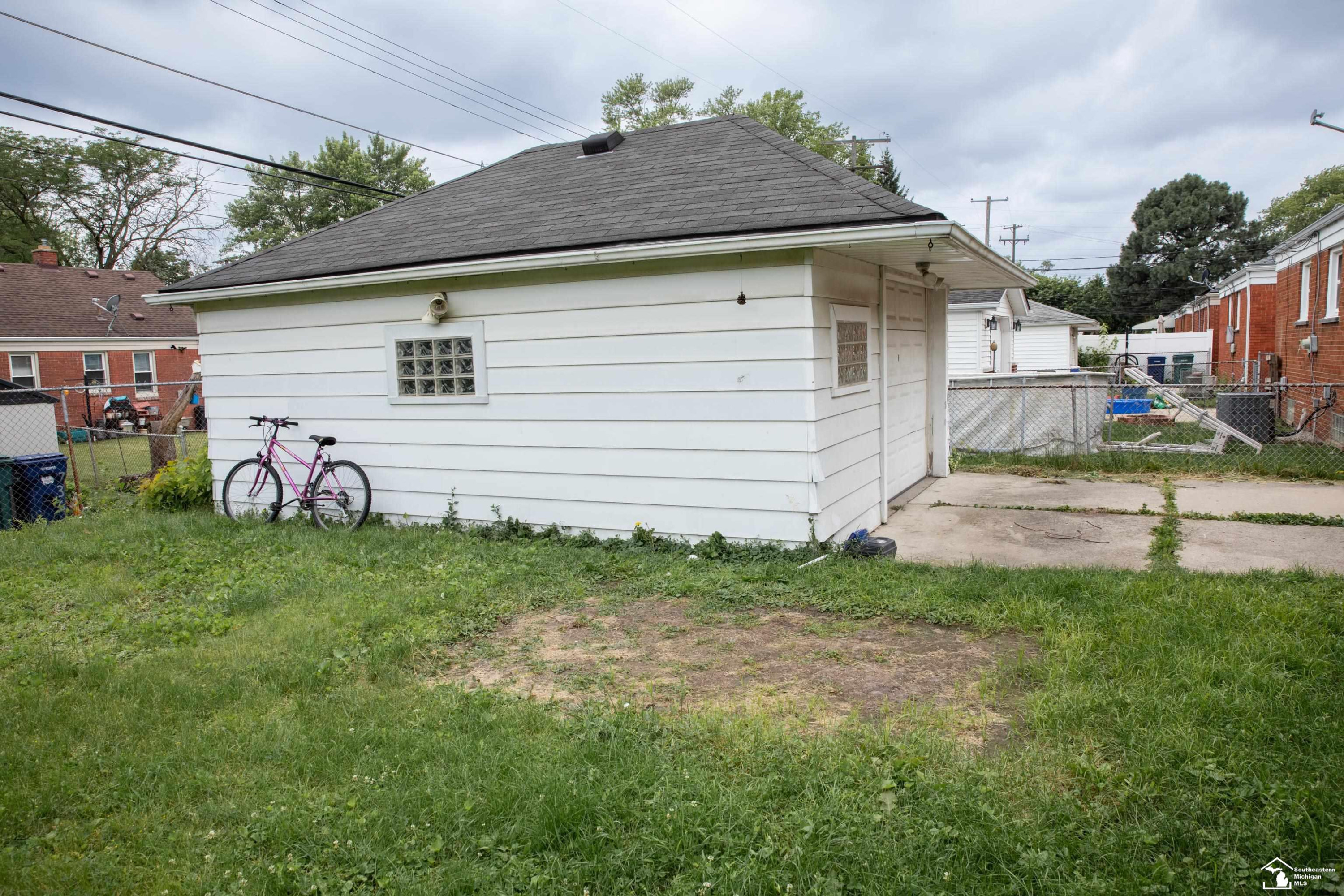 735 Detroit Avenue, Lincoln Park, MI 48146 — Photo 22