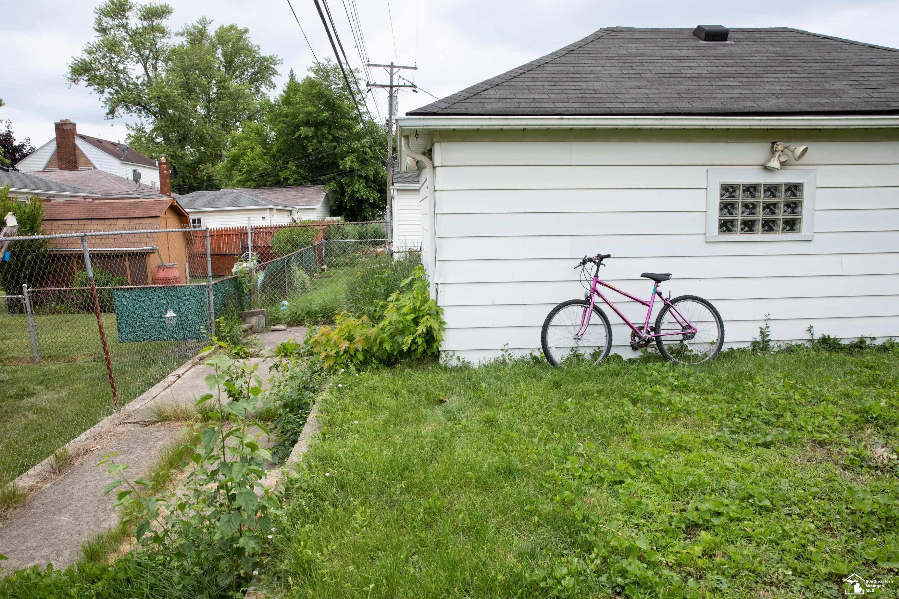 735 Detroit Avenue, Lincoln Park, MI 48146 — Photo 23