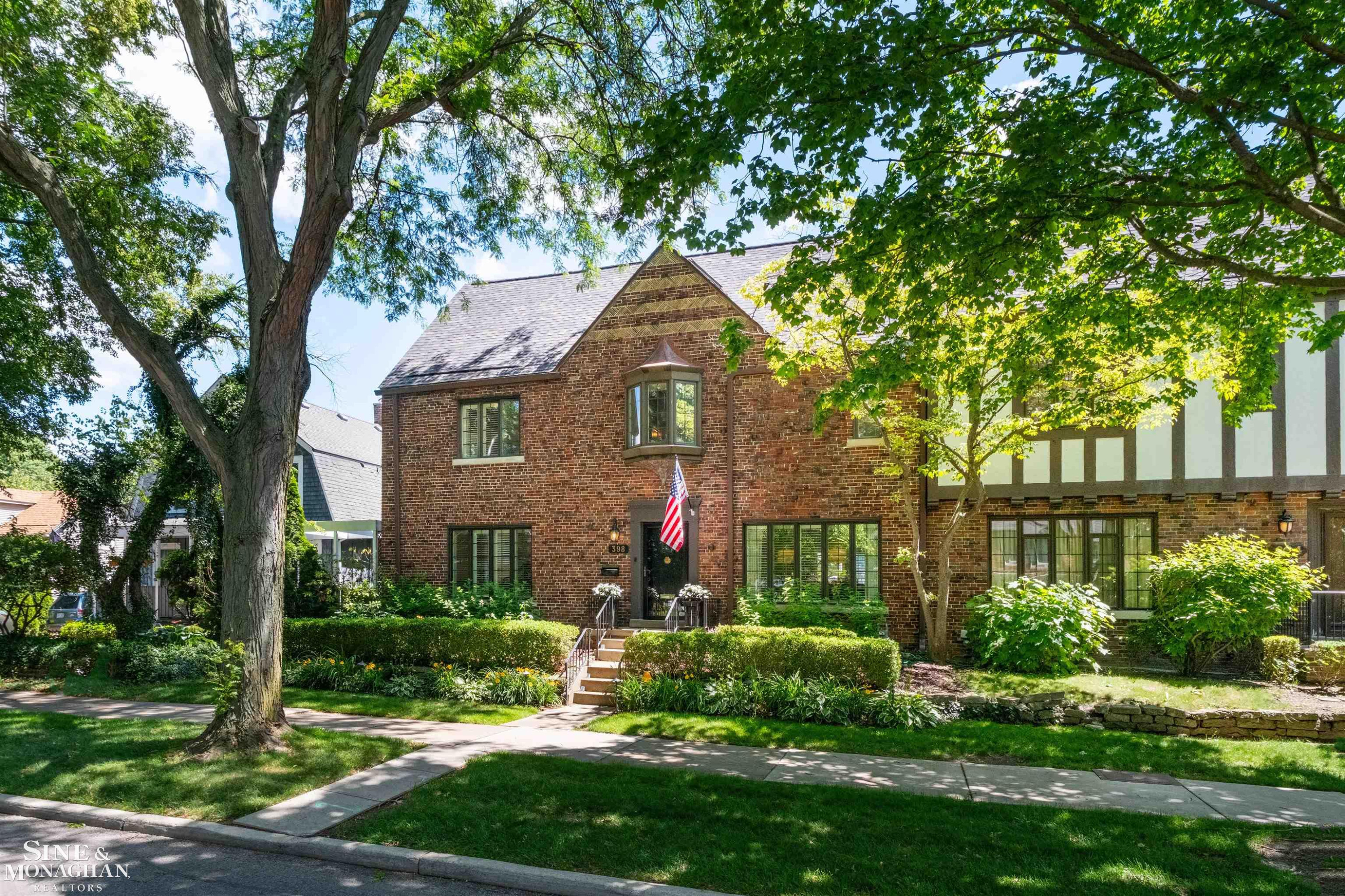 398 Rivard Boulevard, Grosse Pointe, MI 48230 — front exterior